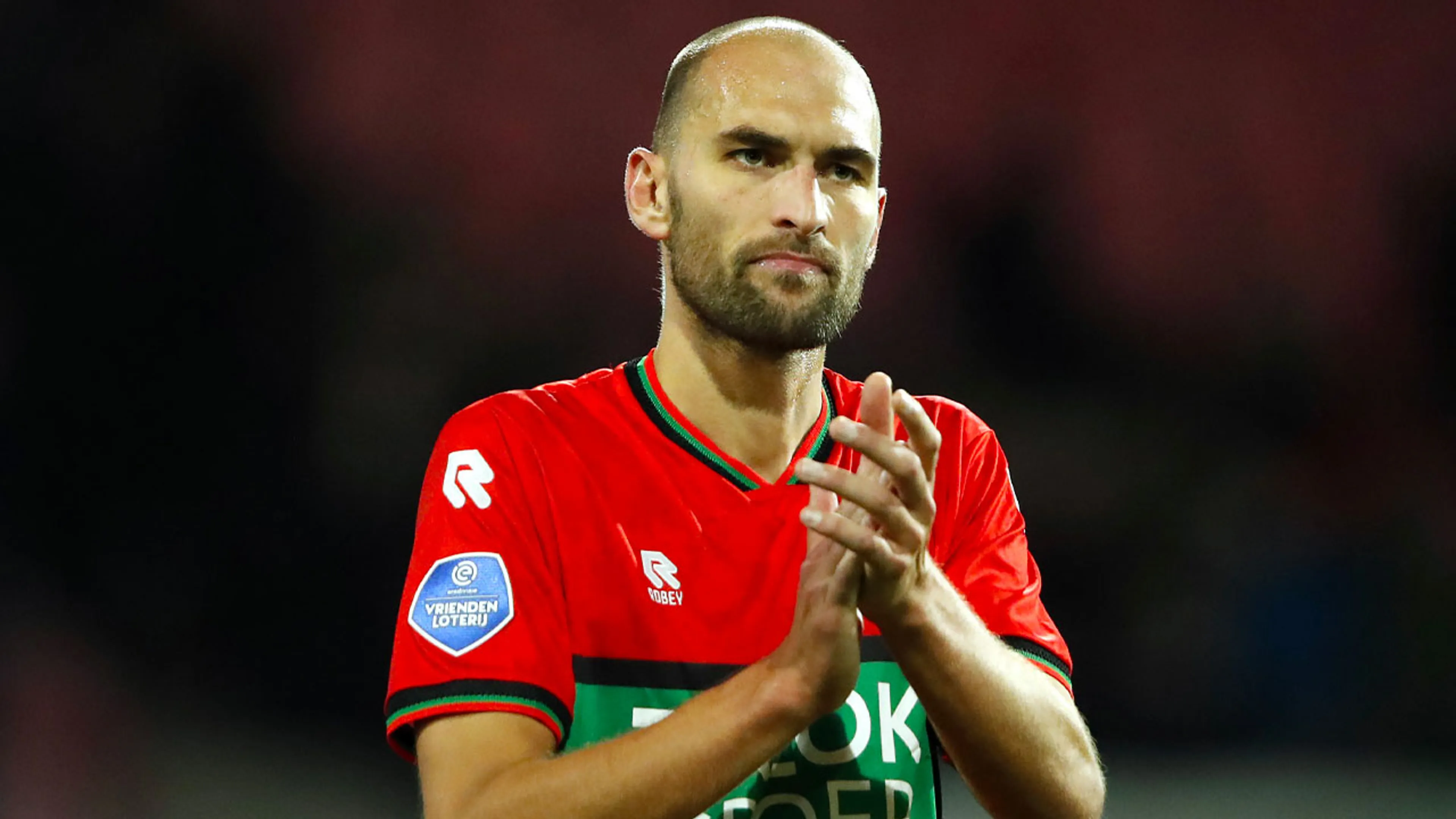 NEC-directeur meldt einde carrière Bas Dost: 'Hij zal nooit meer voetballen'