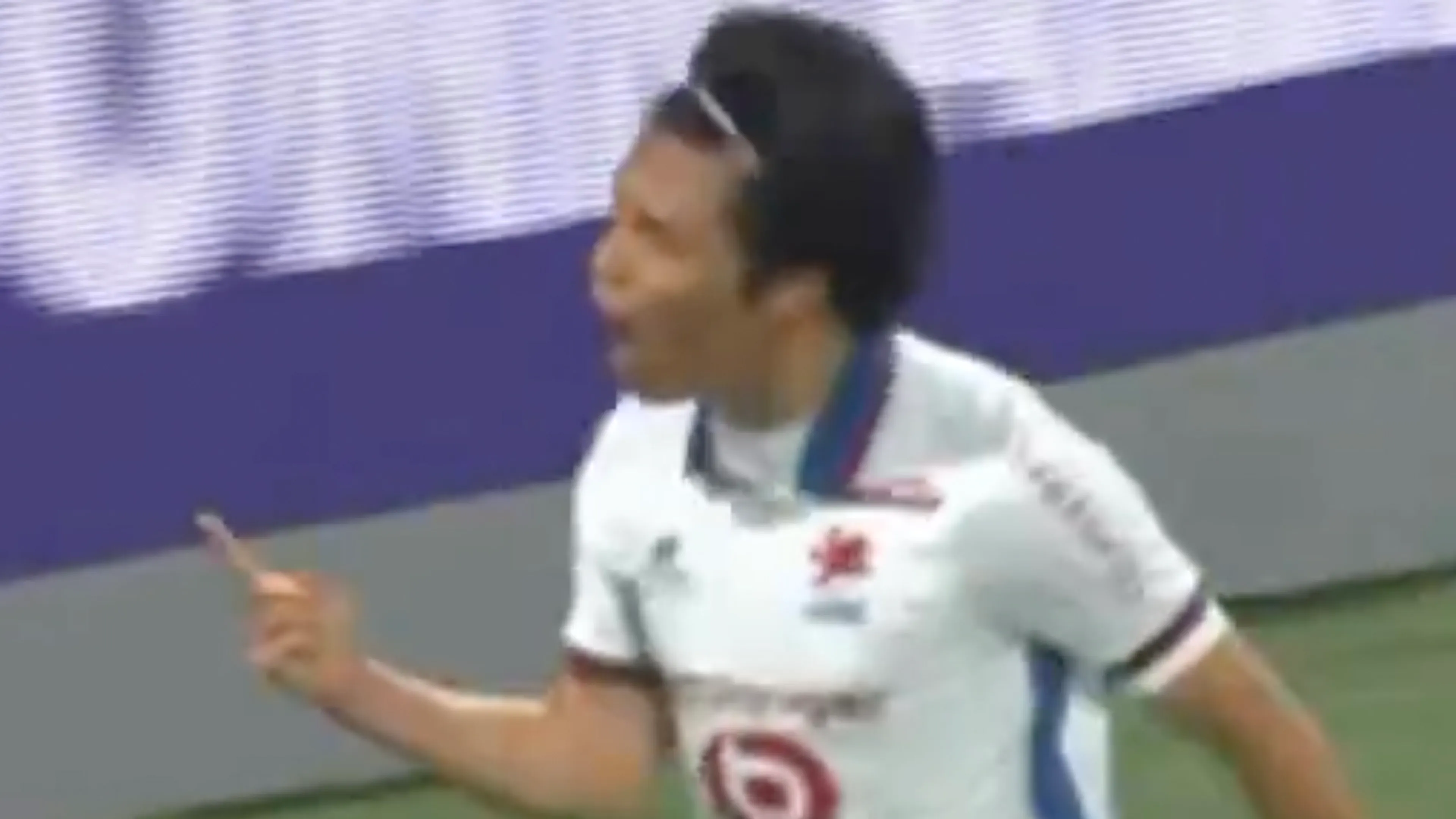 Videogoal: Oud-Feyenoorder Ueda helpt Lille bij debuut als invaller aan zege