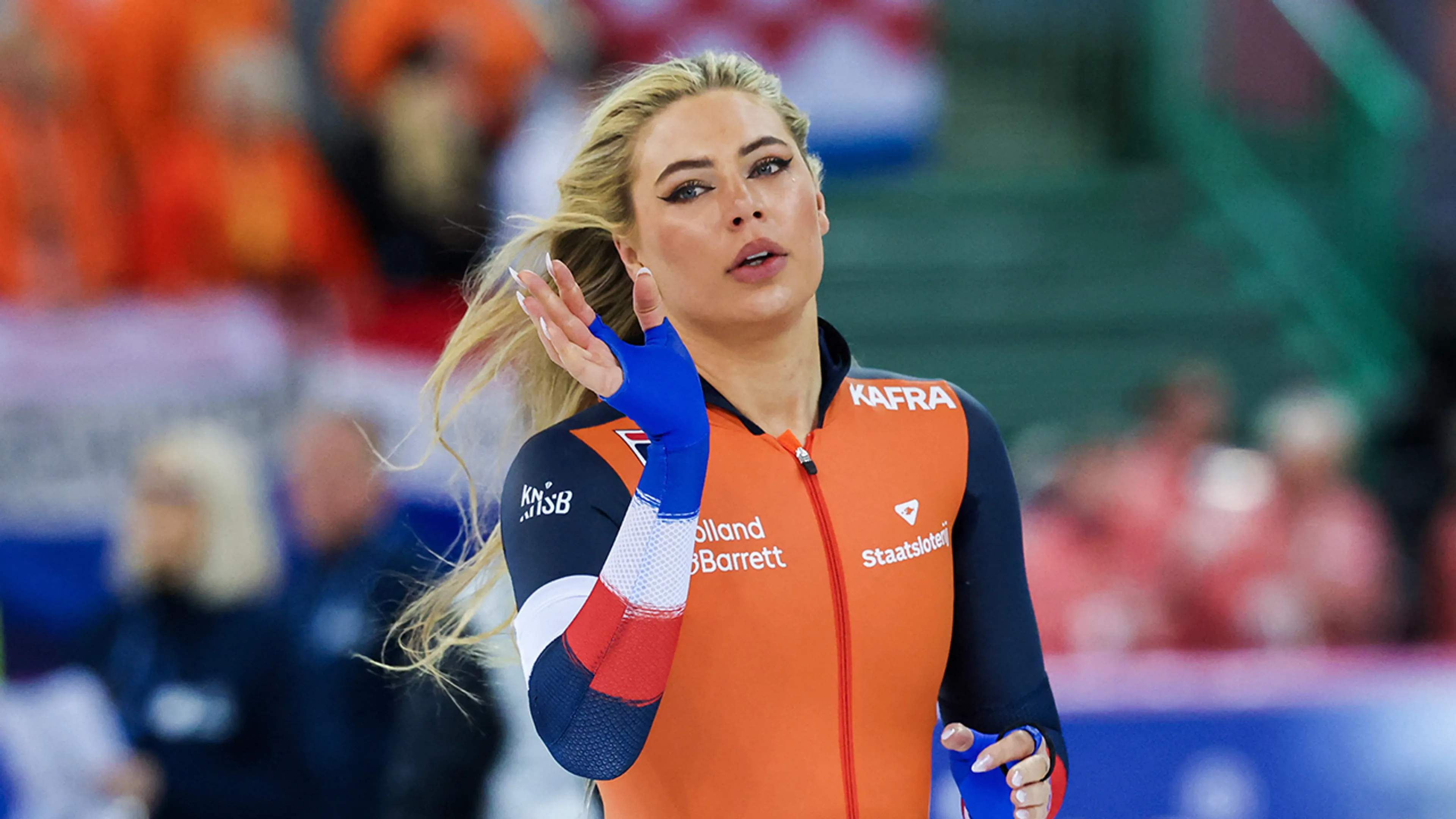 Femke Kok en Jutta Leerdam pakken bij WK zilver en brons op 1000 meter