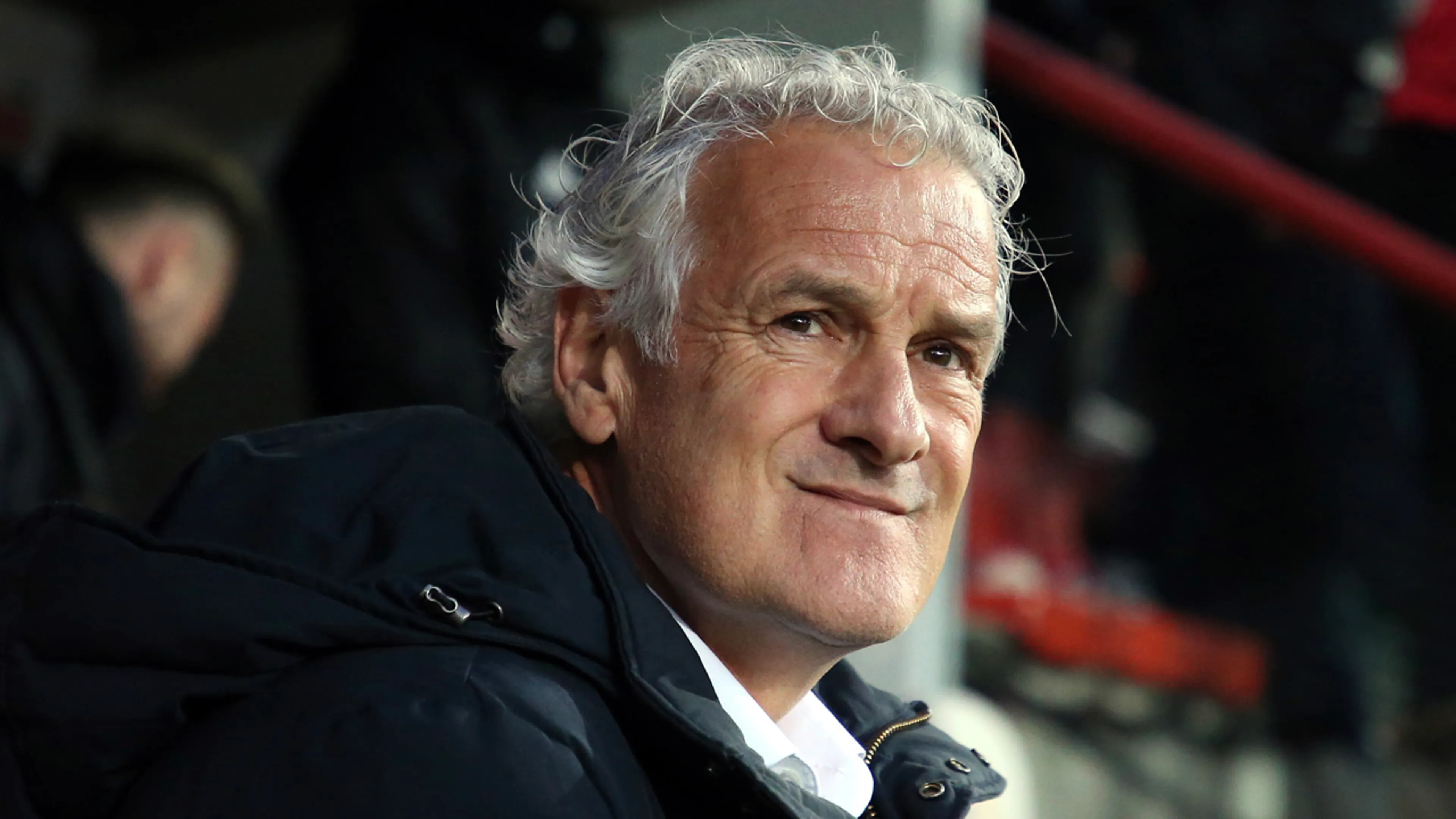 Fred Rutten denkt mee bij NEC