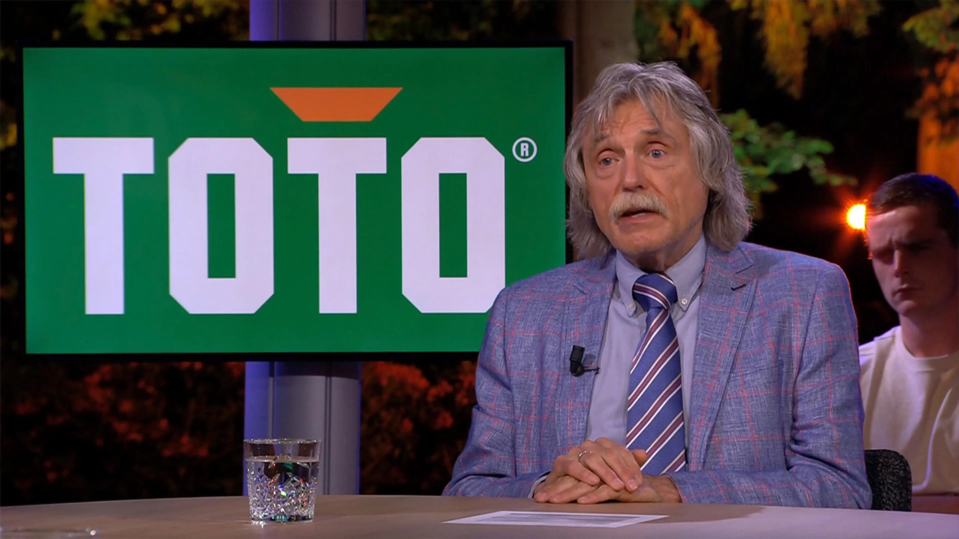 Johan heeft primeur: 'Hij heeft een contract getekend bij een Serie A-club'