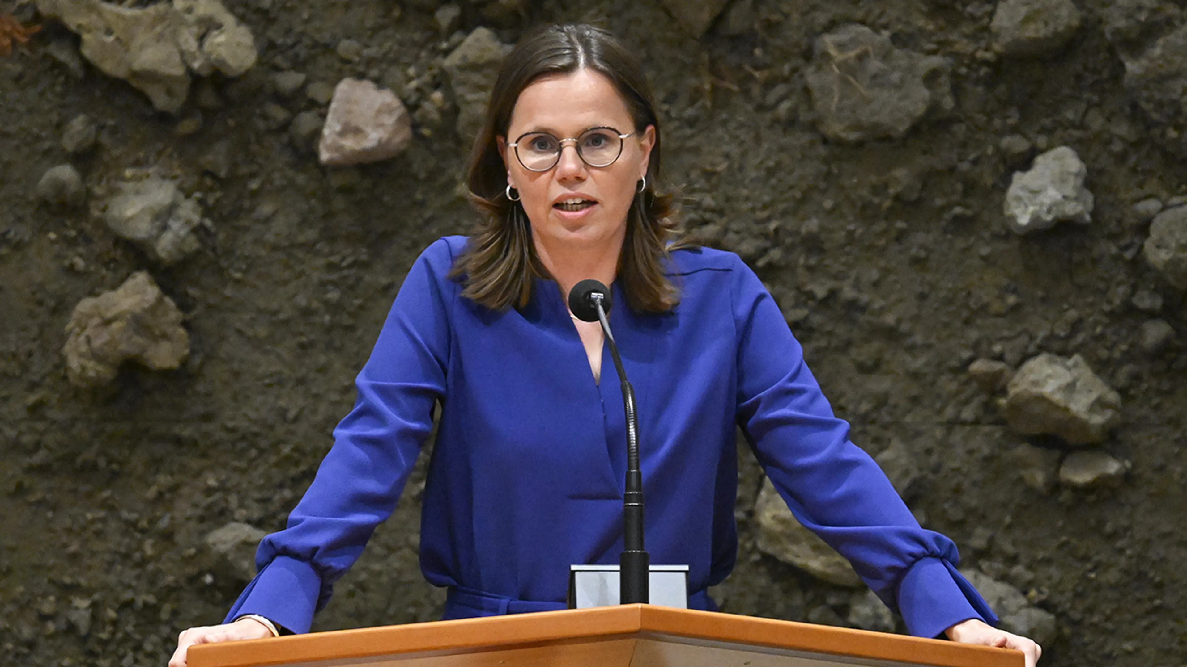 ChristenUnie wil dienstplicht, kinderbijslag van 4500 euro per kind, per jaar en inburgeringsplicht