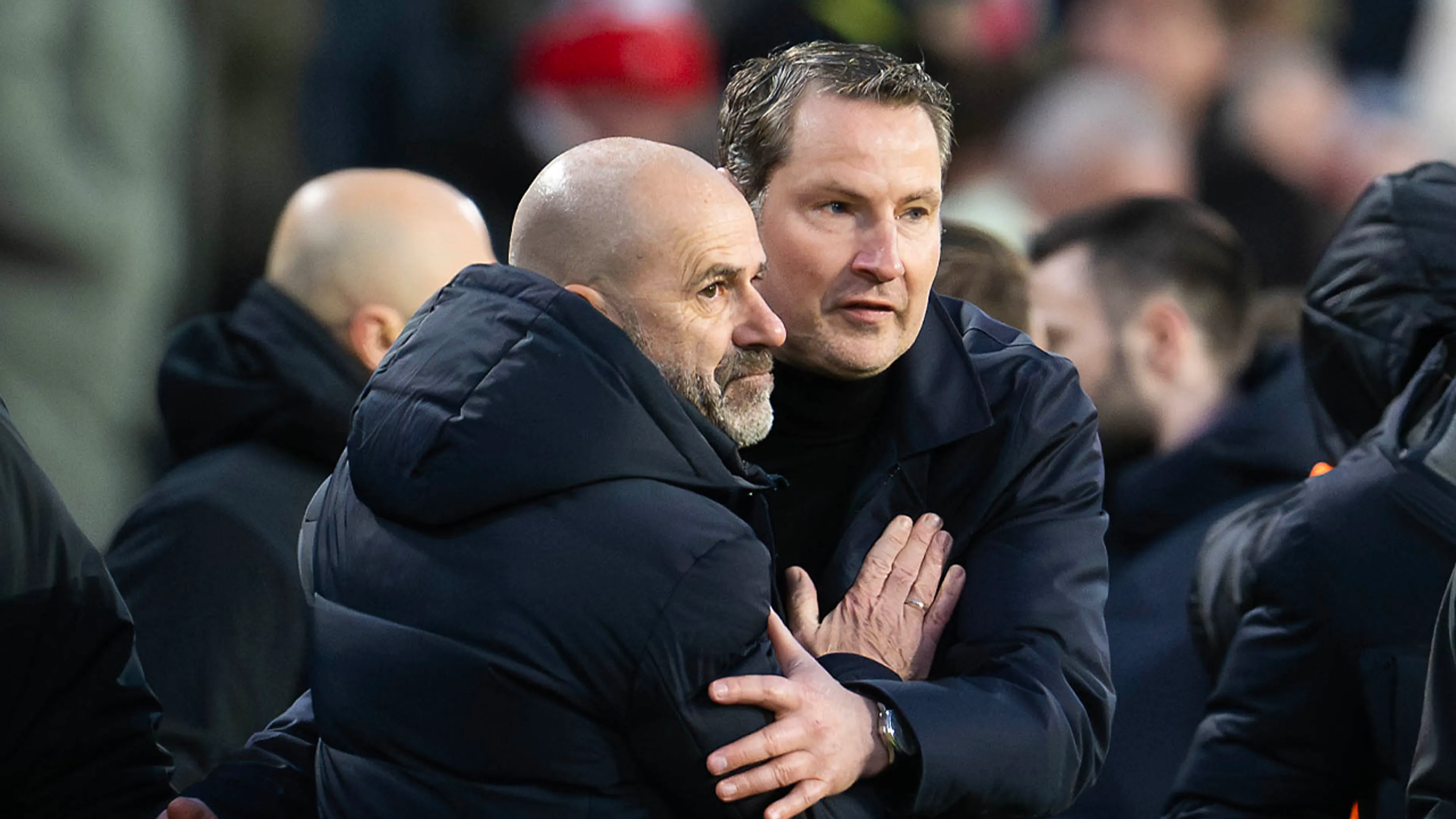 Peter Bosz in de bres voor Brian Priske: 'Schandalig, we hebben het over een mens'