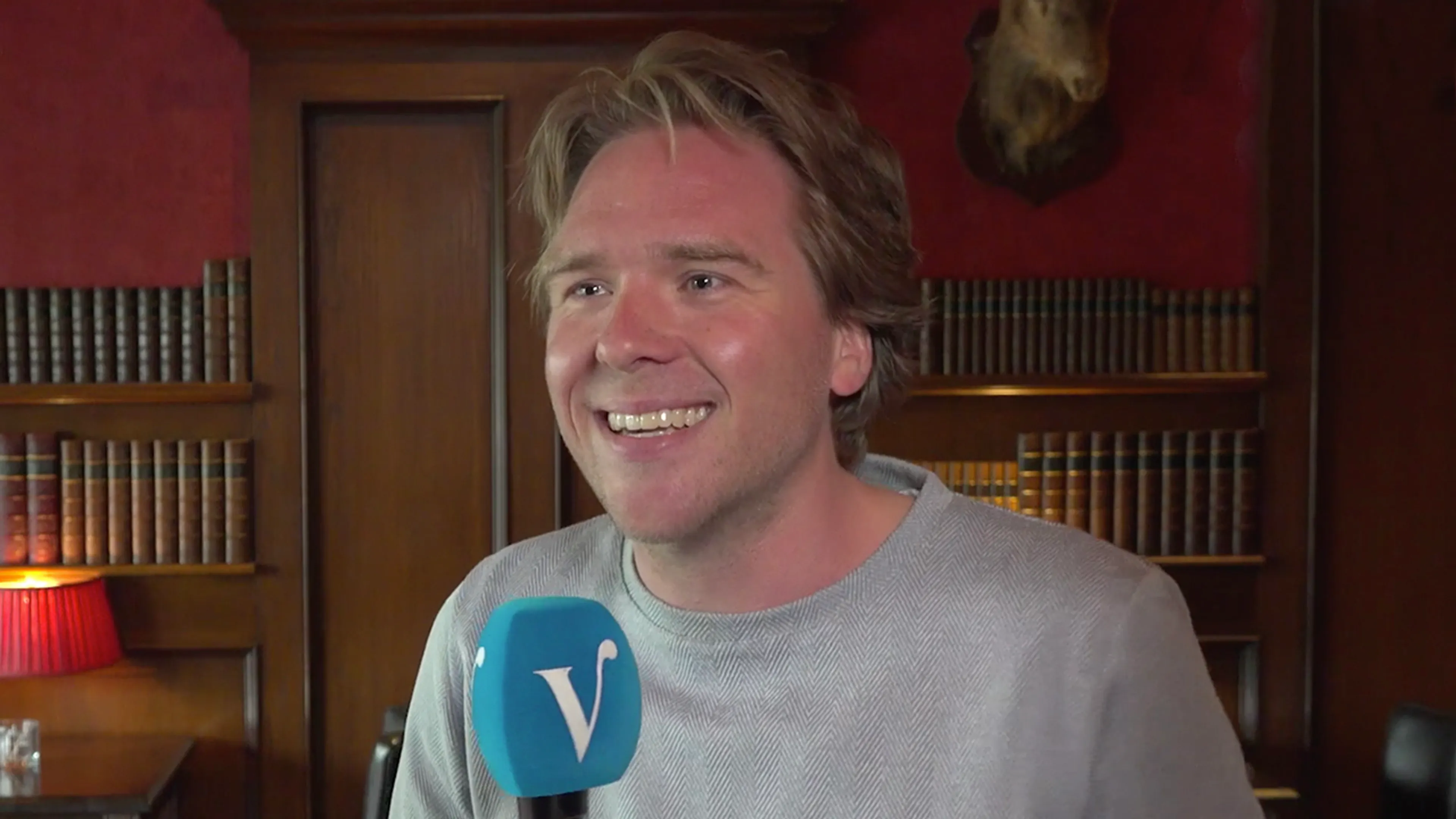 Studio Voetbal-presentator kijkt graag naar Veronica Inside: 'Vermakelijk'