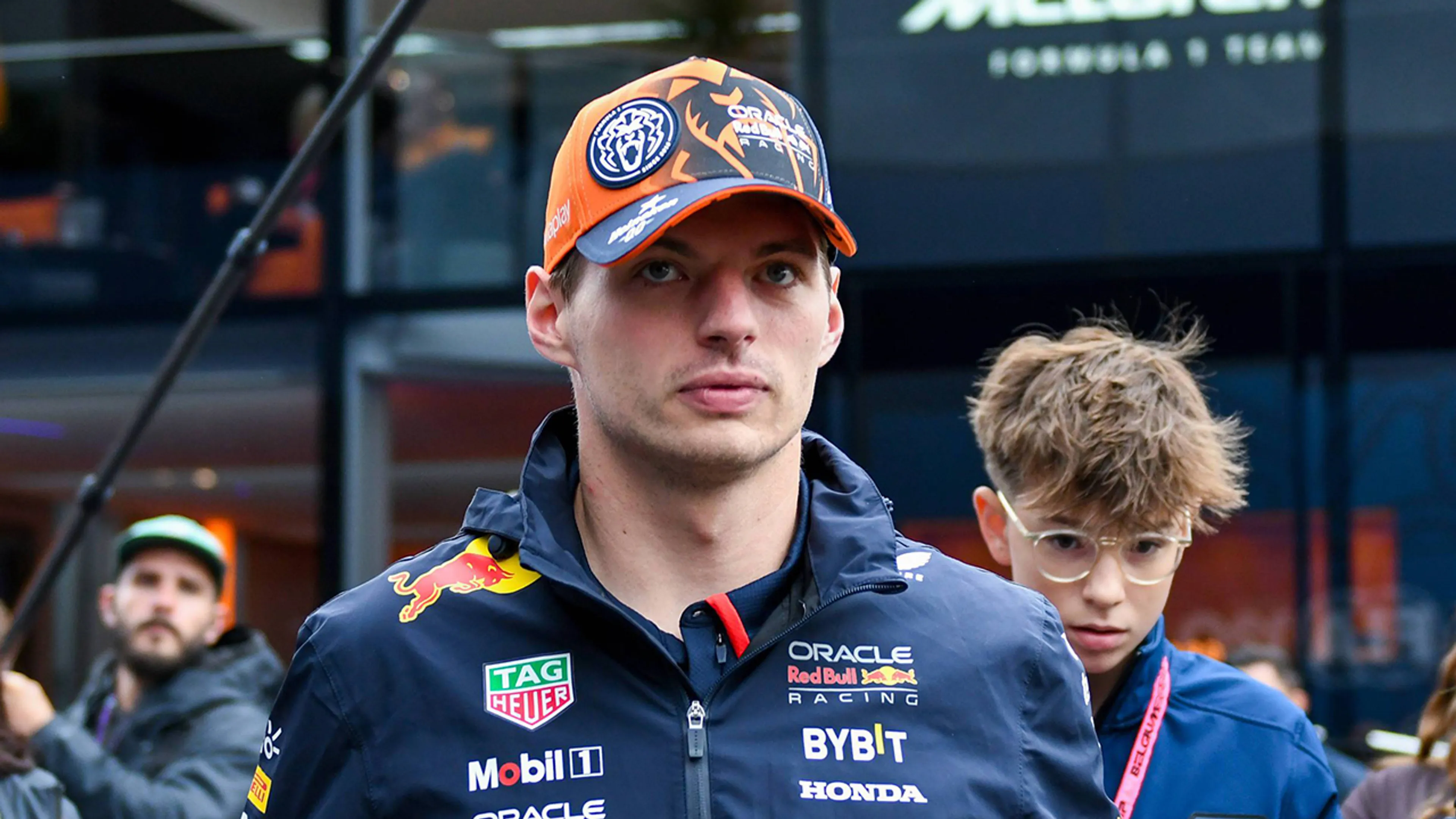Verstappen start GP België vanaf plek elf na snelste kwalificatietijd en gridstraf