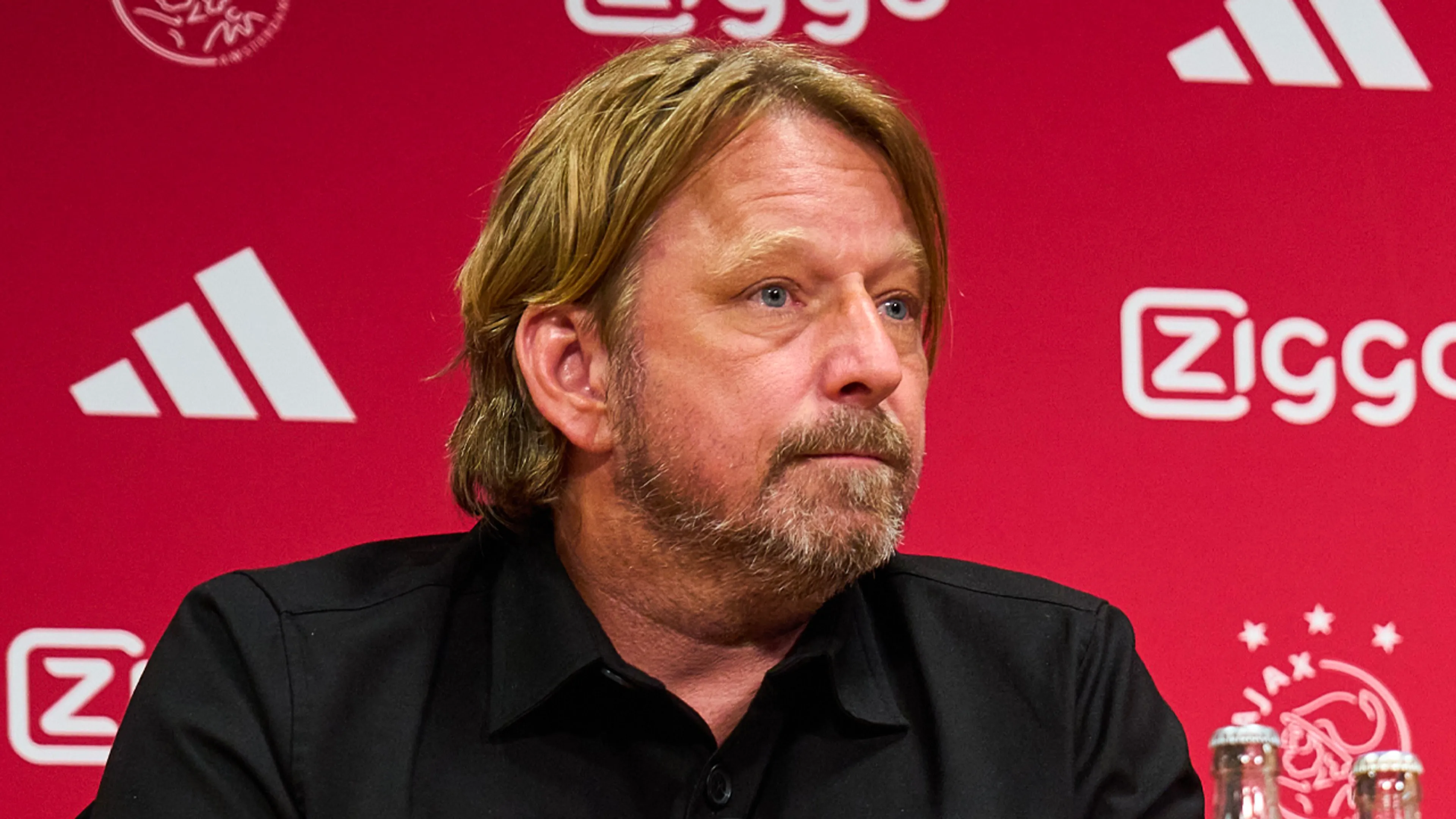 Voormalig Ajax-scout over periode-Mislintat: 'Er waren wel scoutingsrapporten, maar puur negatief!'