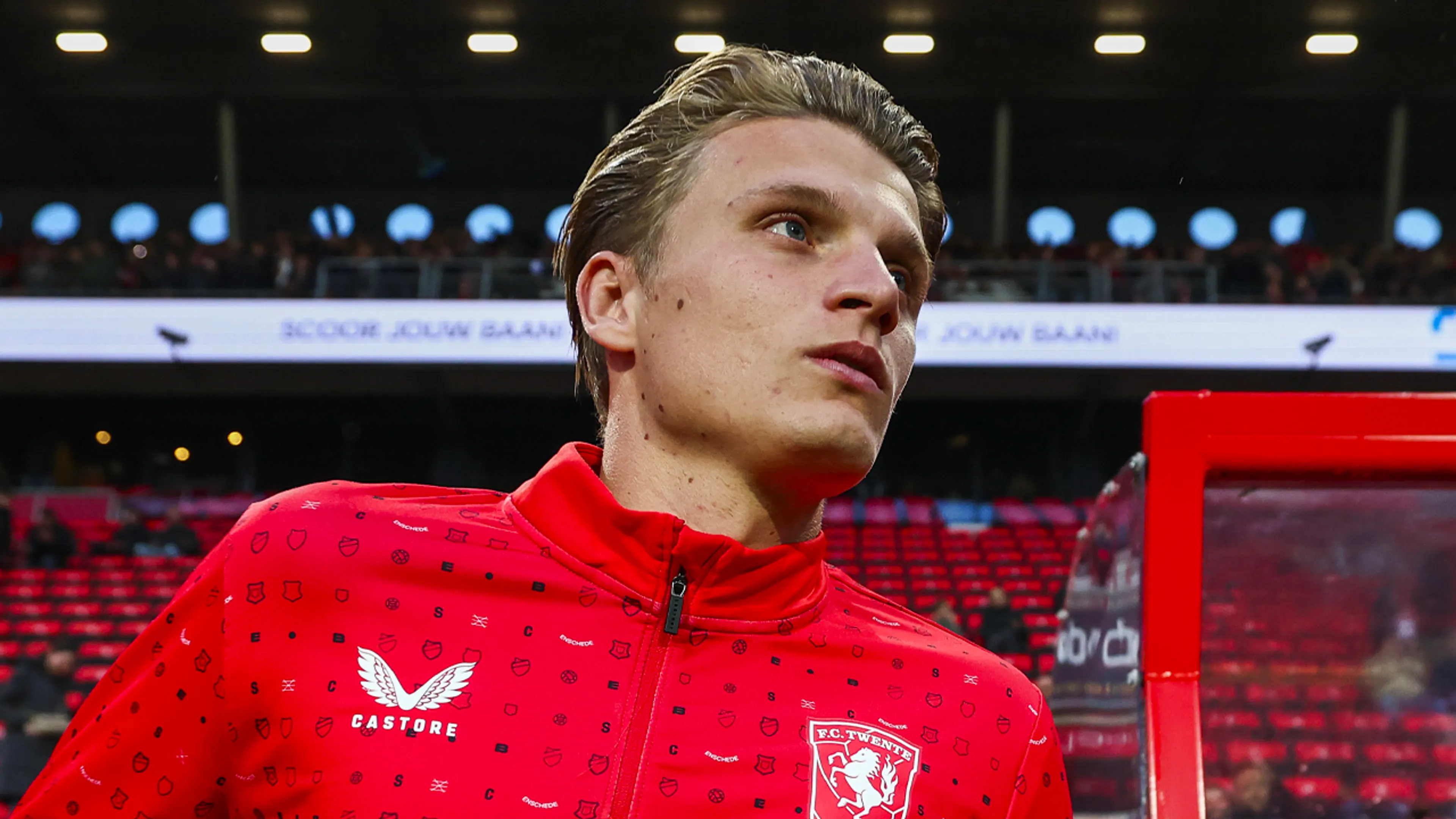 Foto: 'Sem Steijn gespot in Erasmus MC voor medische keuring bij Feyenoord'