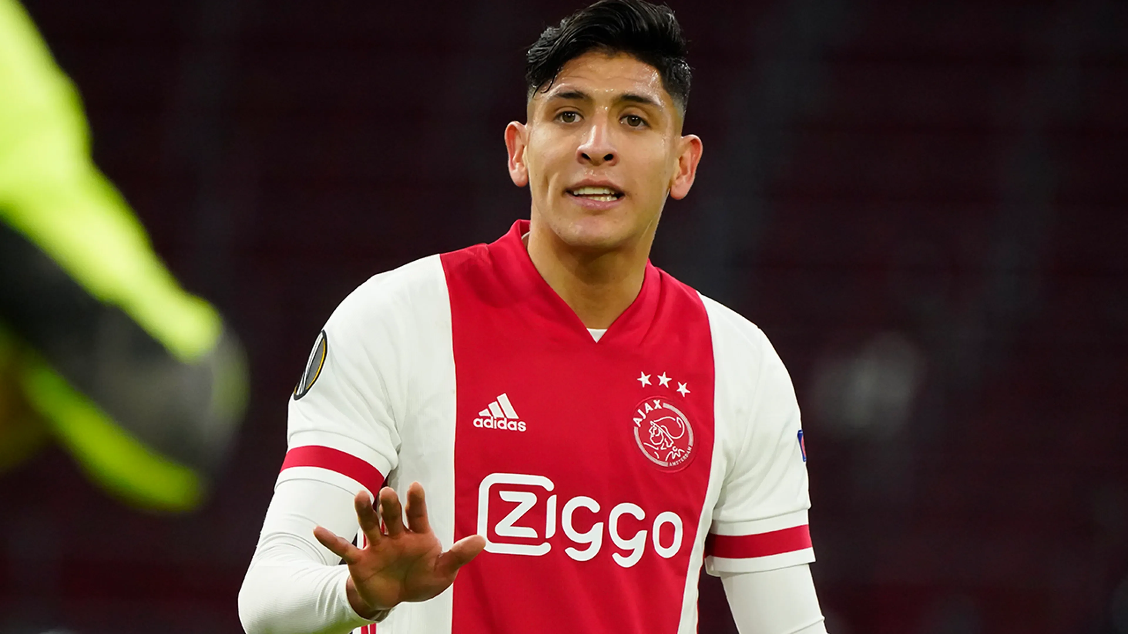 'Rennes meldt zich met verhoogd bod voor Alvarez bij Ajax'
