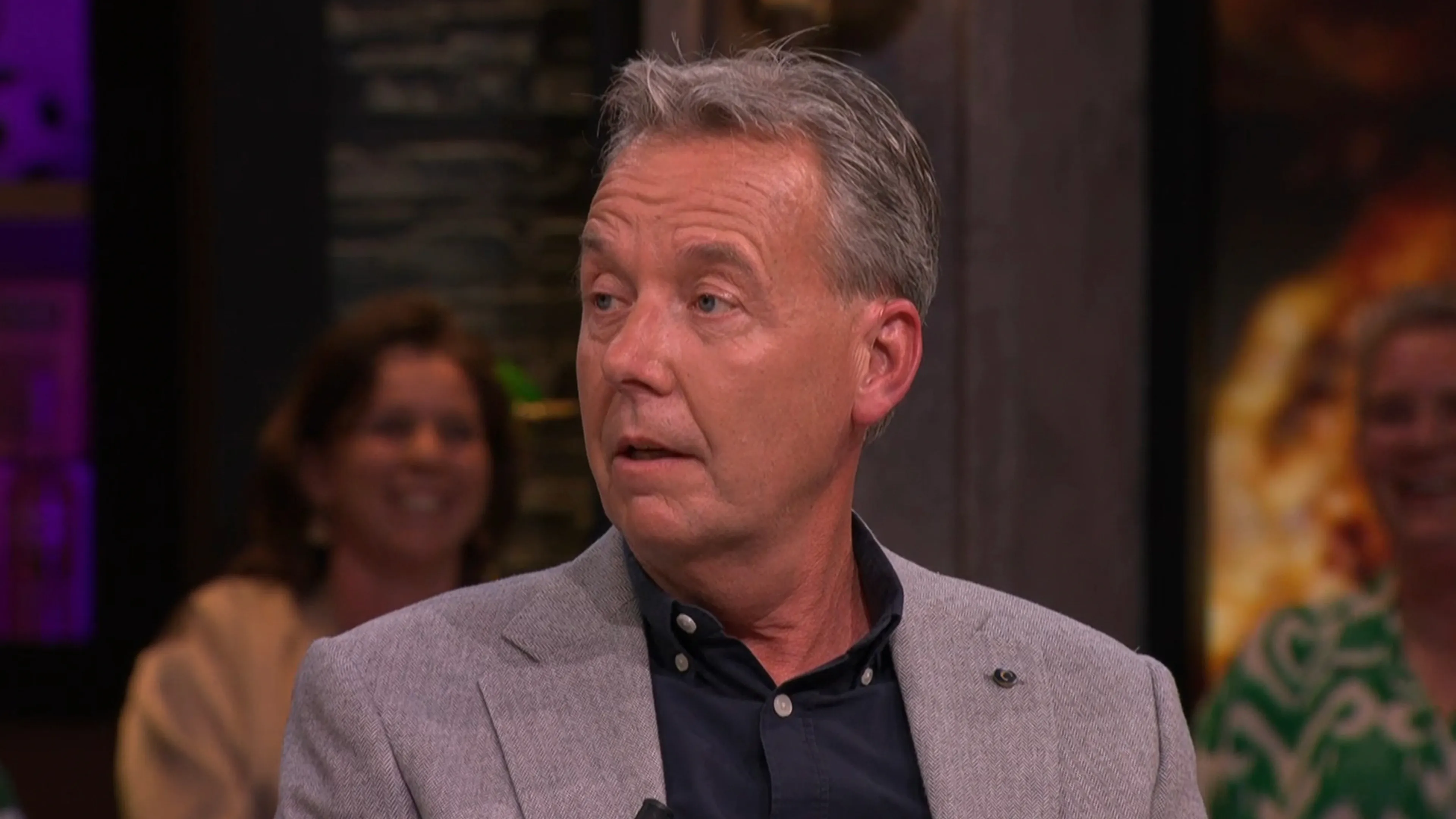 Valentijn Driessen in grote problemen: 'Ik weet m'n code niet meer...'