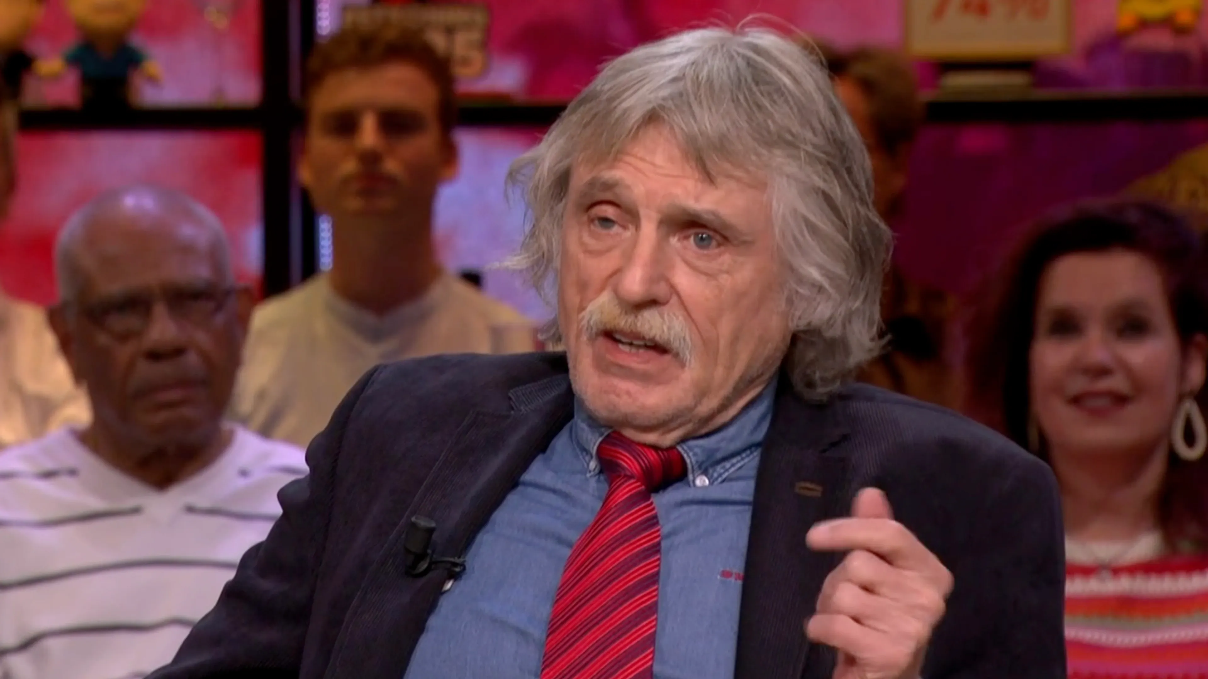 Johan Derksen over situatie bij Feyenoord: 'Ik vind het alleen echt schandelijk...'