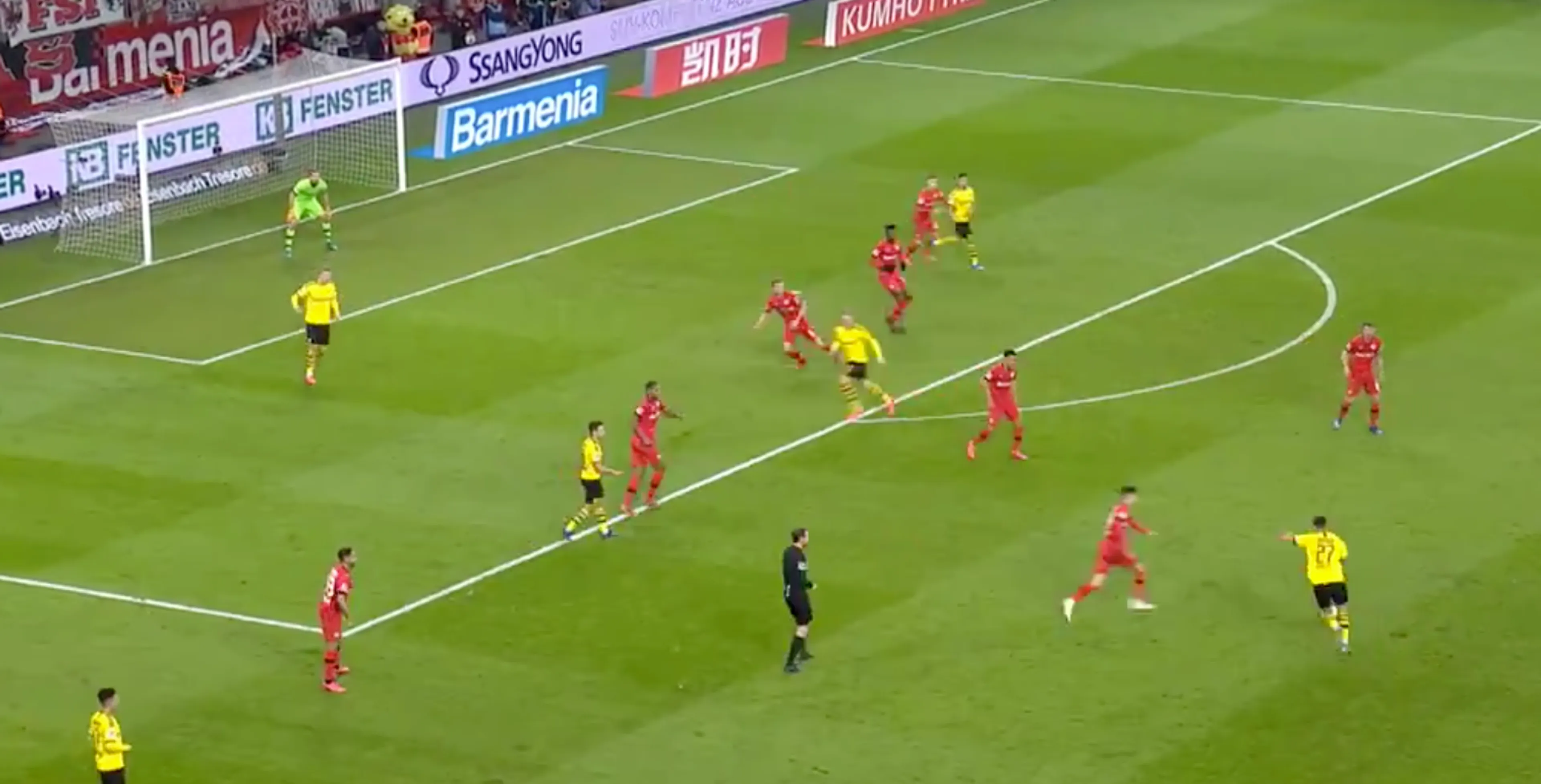 Emre Can met een fenomenaal doelpunt tegen Bayer Leverkusen