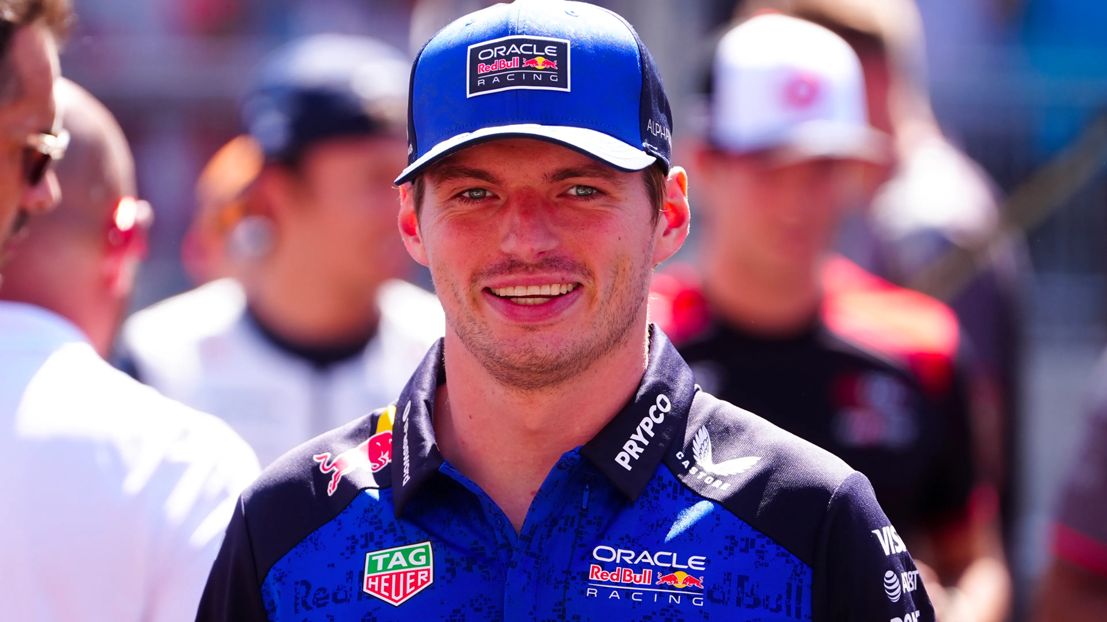 Max Verstappen opnieuw op podium, Kimi Antonelli wint GP Spanje