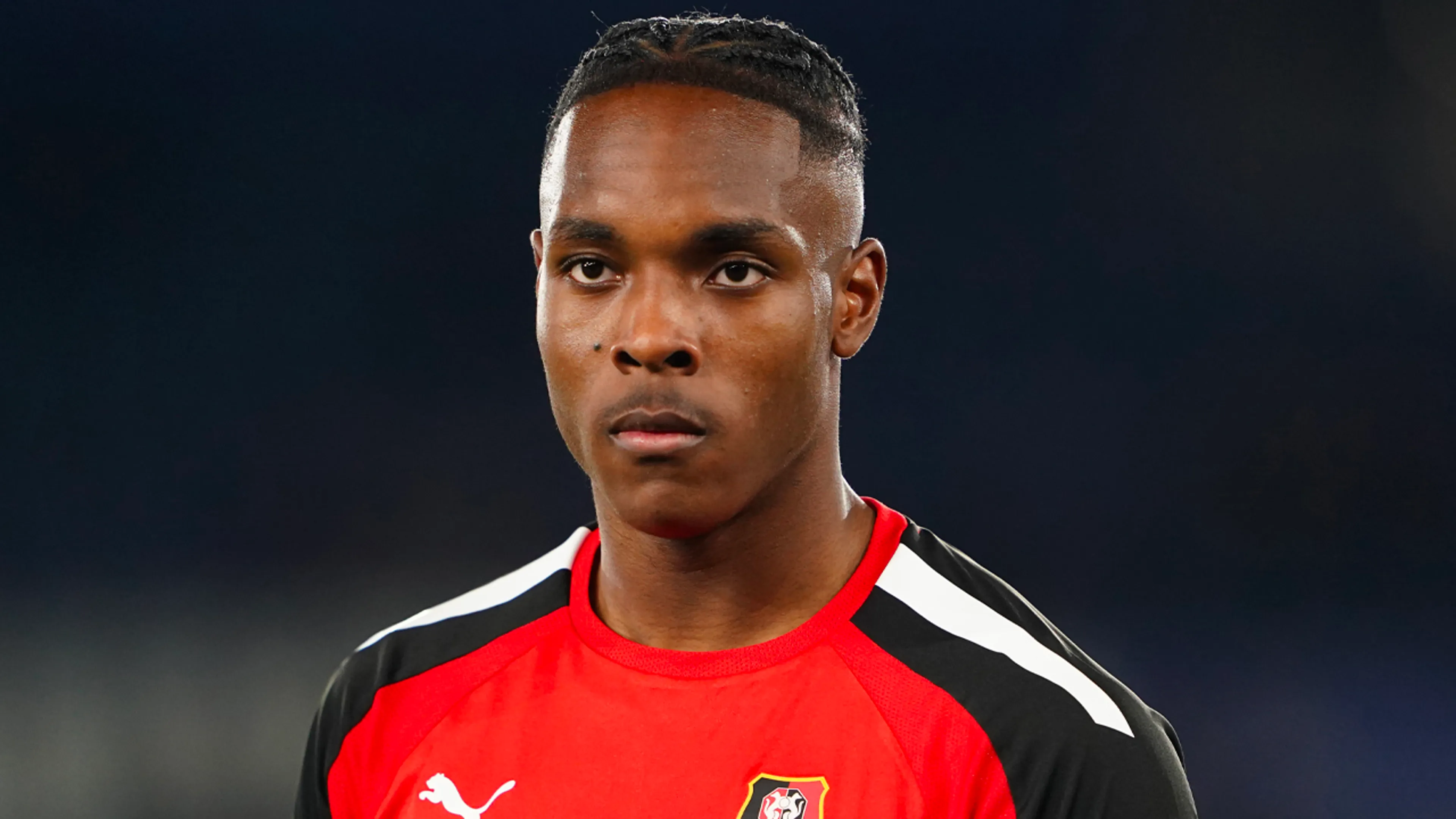 Bayern München contracteert zeventienjarige Mathys Tel voor twintig miljoen euro