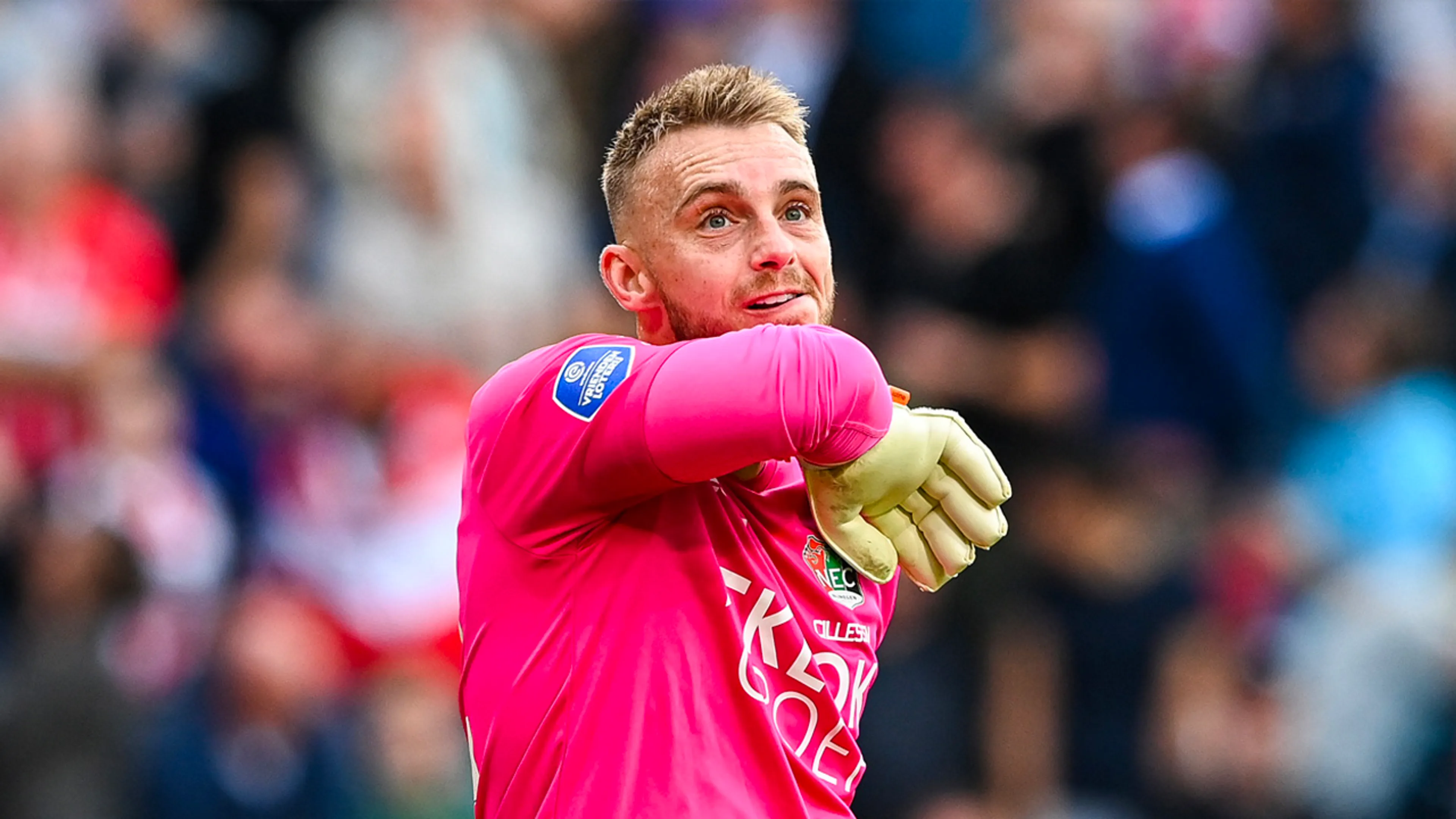 Cillessen provoceert PSV-fans: 'De vriendelijke groeten'