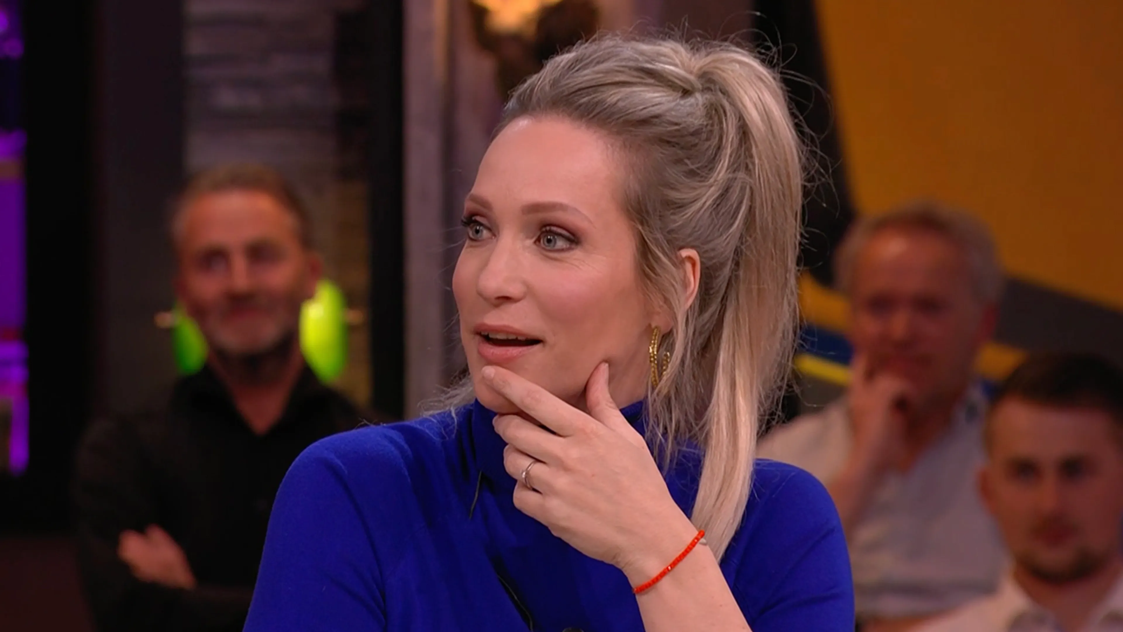 Hélène Hendriks over 'ongeïnteresseerde trainer': 'Een hork van een vent'