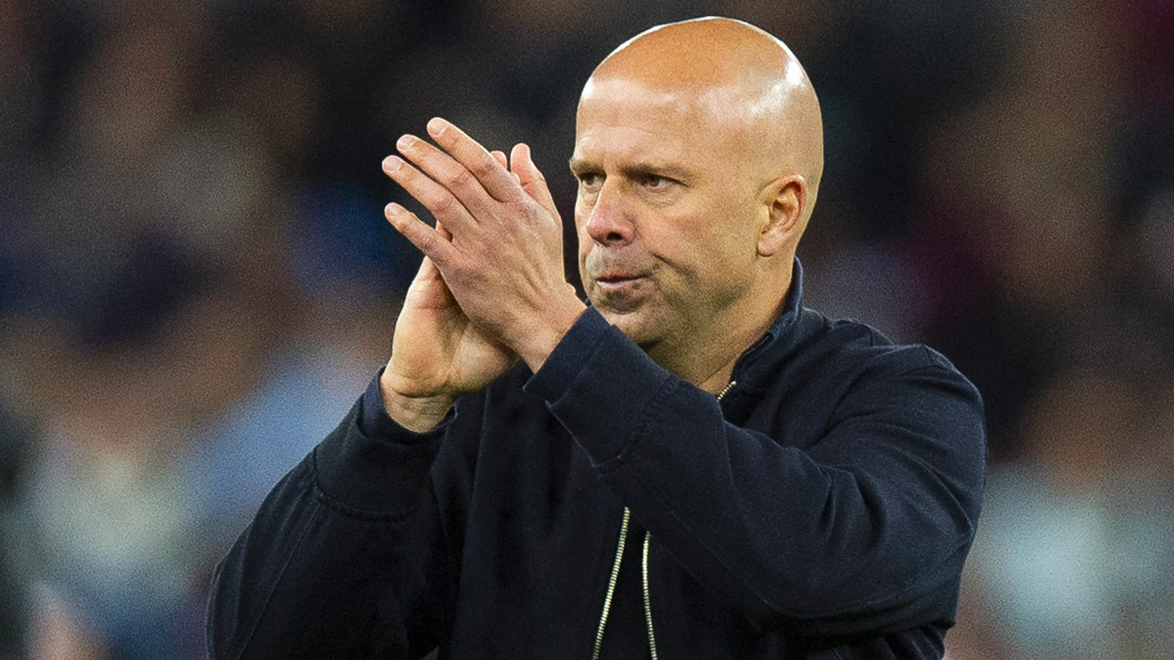 Arne Slot schrijft emotionele brief na ontslag bij Liverpool: 'Dat blijft me voor altijd bij'