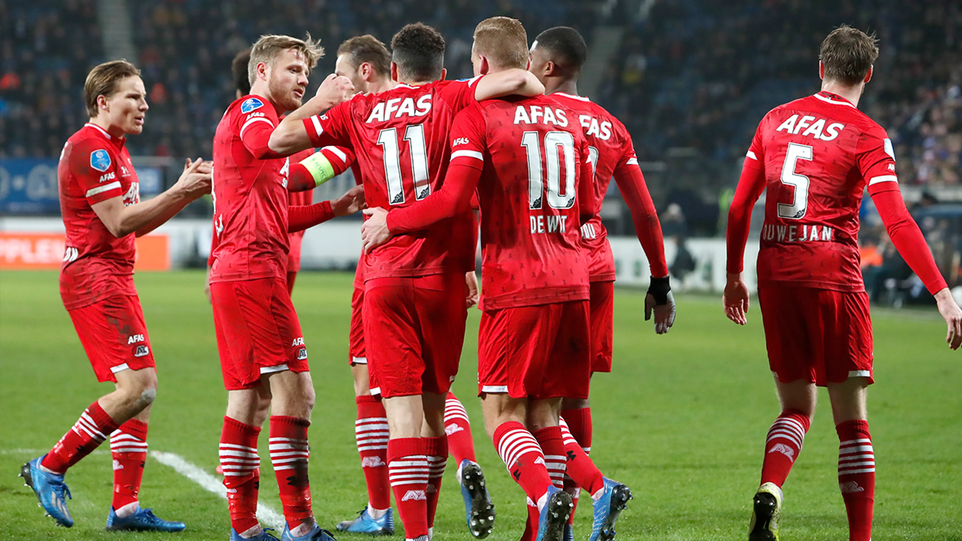 AZ wint in Heerenveen weer eens na twee nederlagen