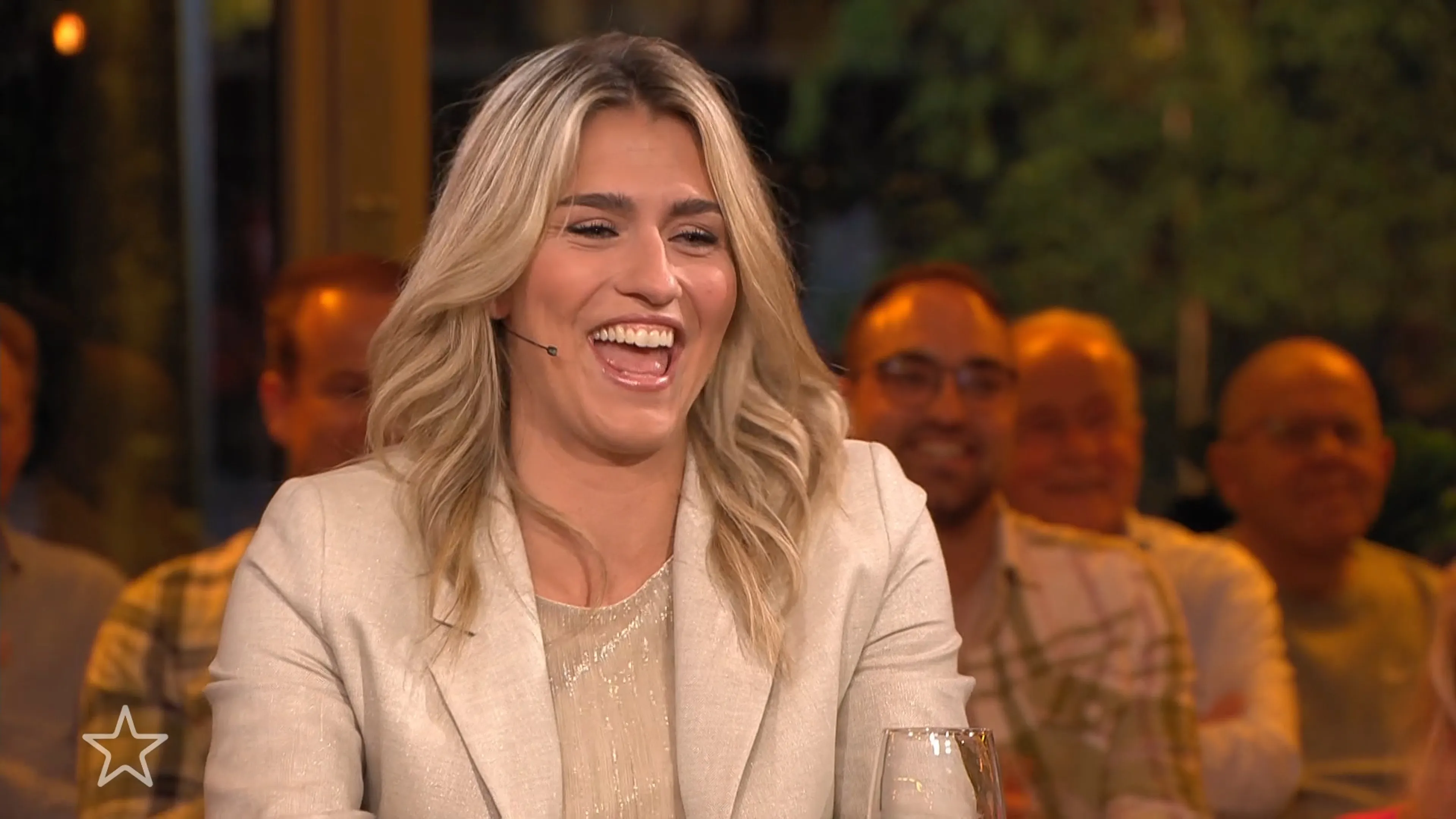 Ziet Estavana Polman een tv-klus samen met Rafael van der Vaart zitten?