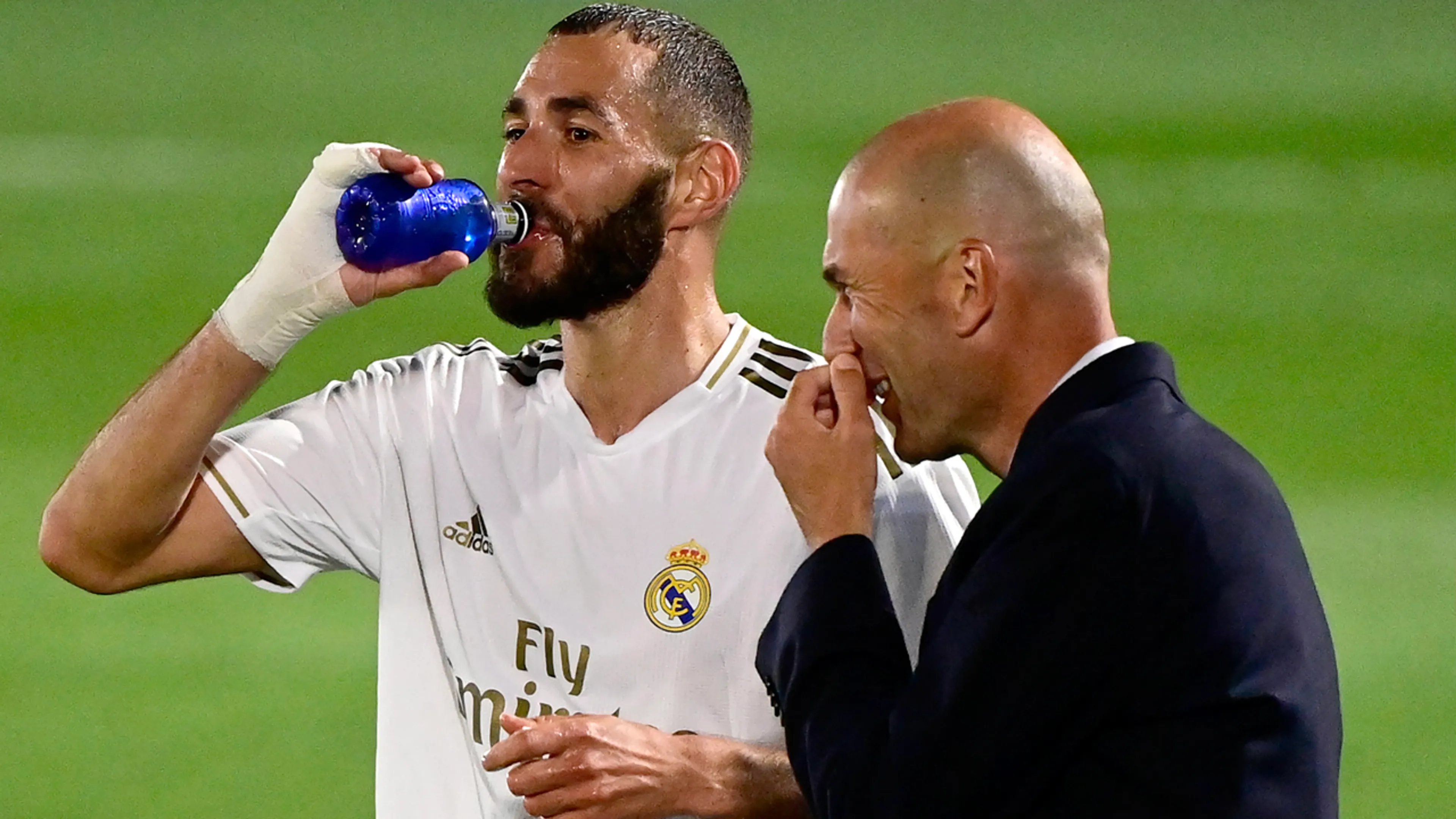 Zidane ergert zich aan vragen over arbitrage: 'Het was een verdiende overwinning'