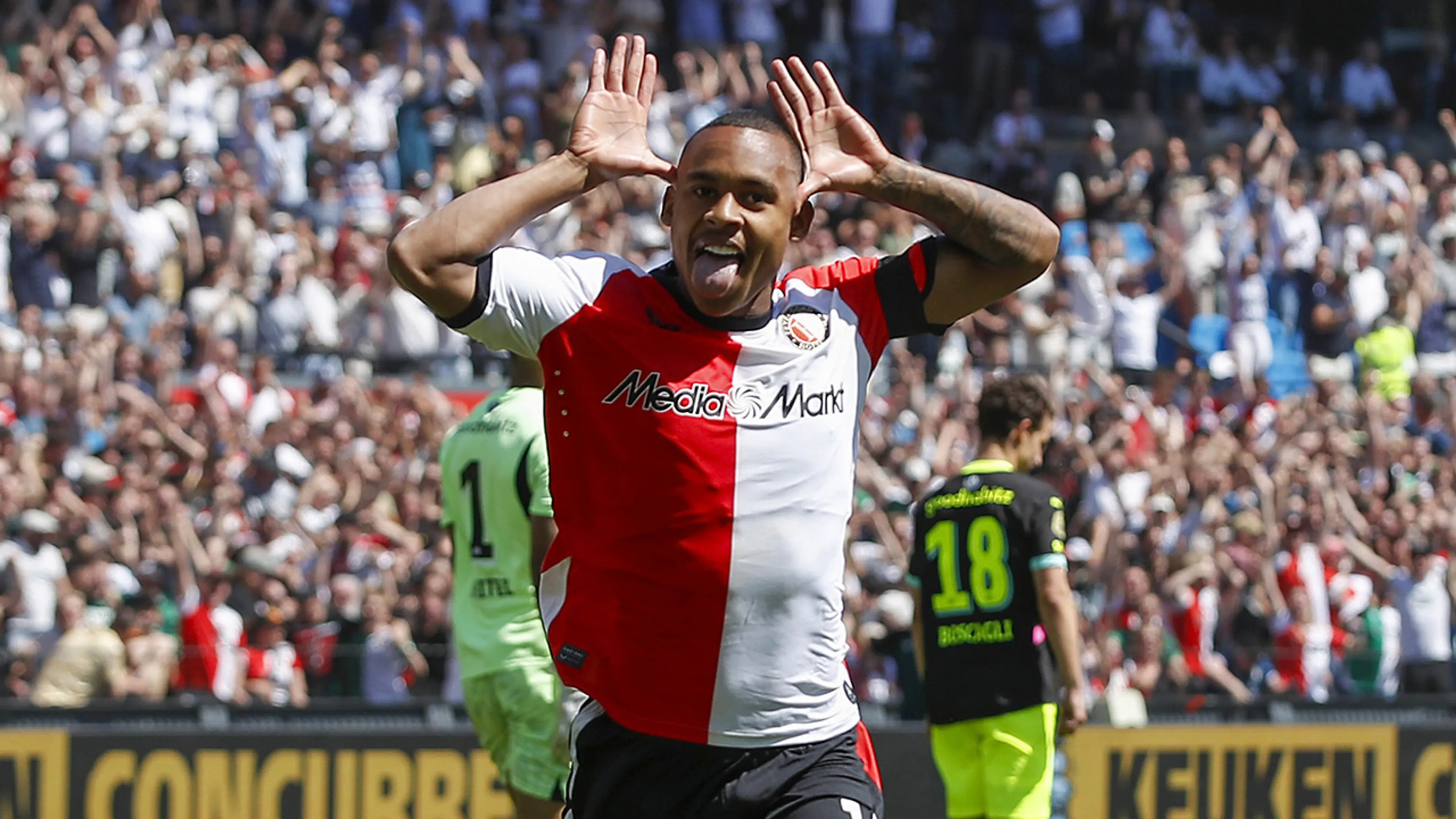 Feyenoorder Igor Paixão wint Gouden Schoen als Voetballer van het Jaar