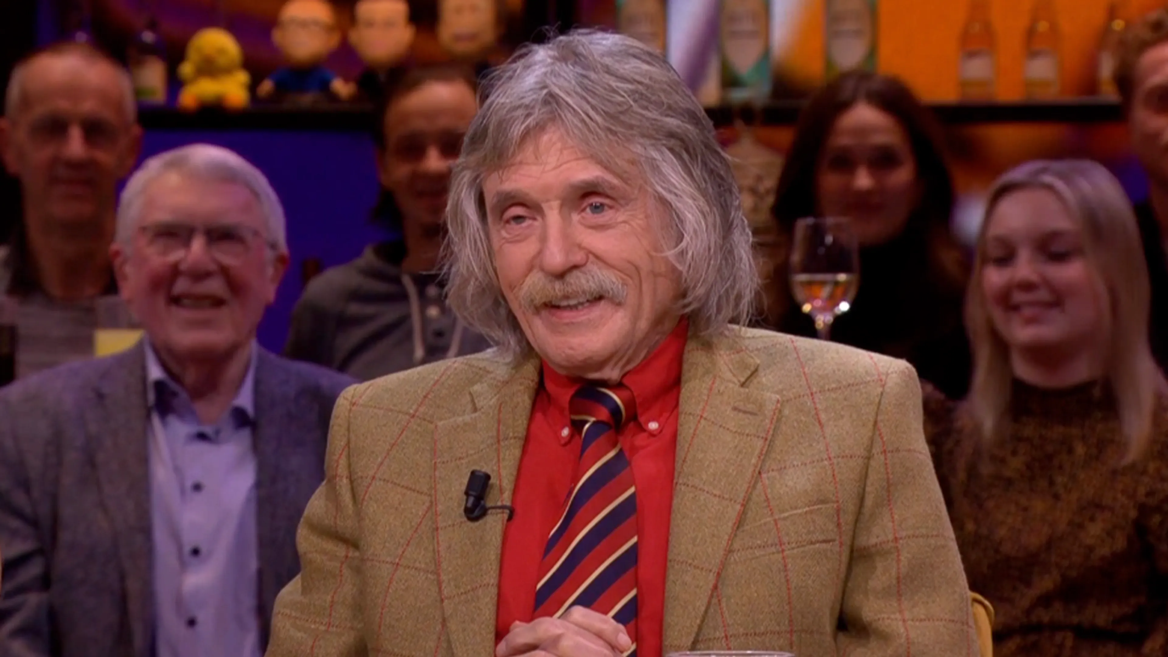 Ruim een miljoen kijkers zien terugkeer Johan Derksen bij Vandaag Inside
