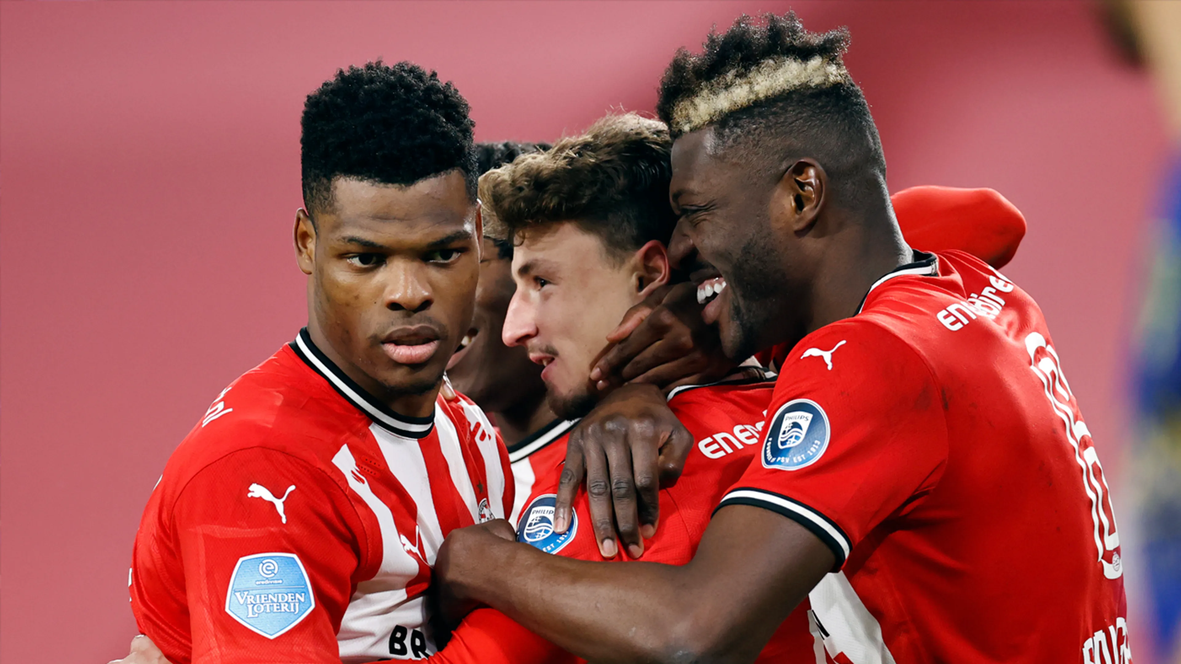 PSV leeft met nagenoeg fitte selectie toe naar topper met Ajax