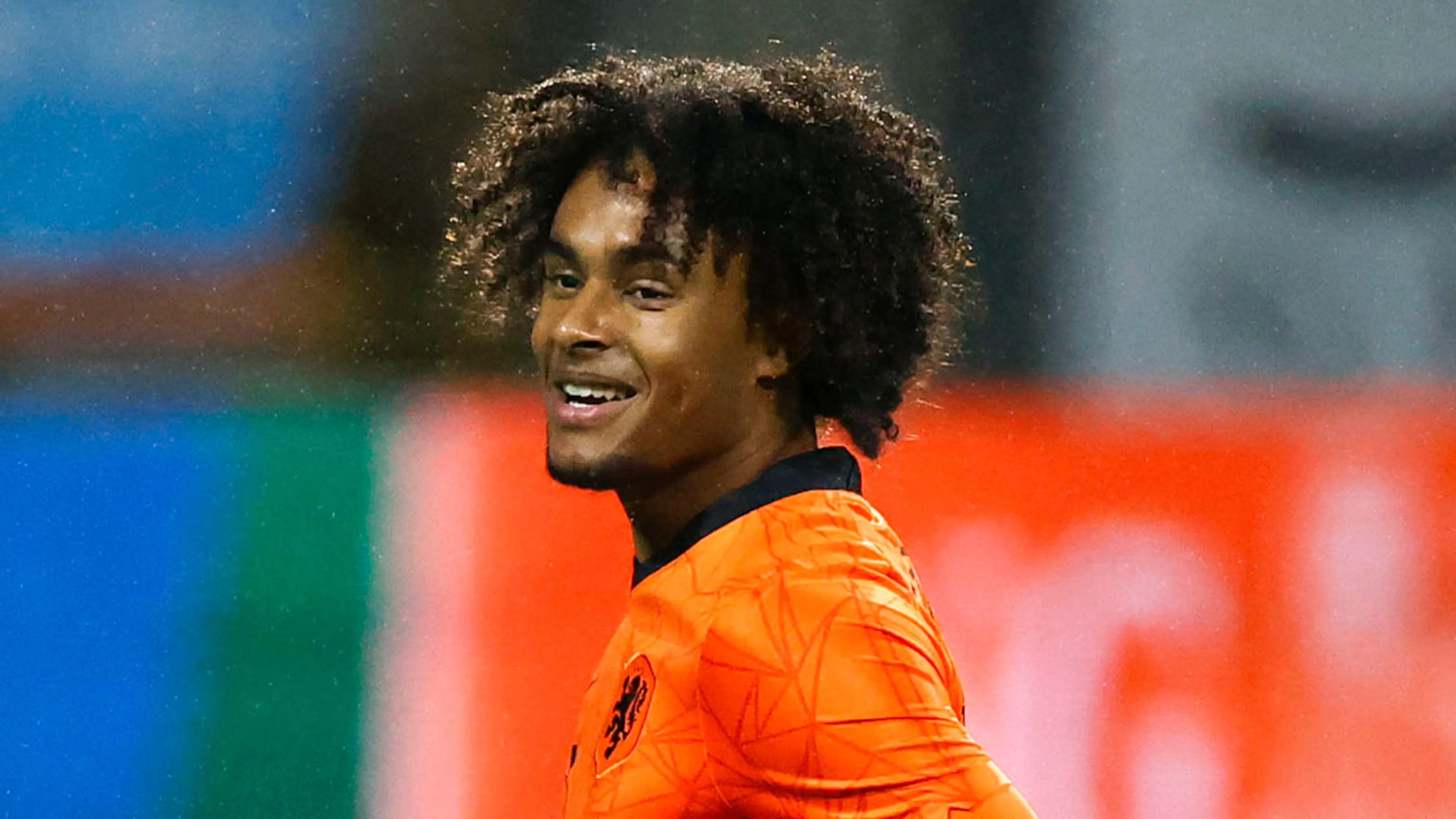 'Besmette' Zirkzee en Gakpo geselecteerd voor Jong Oranje
