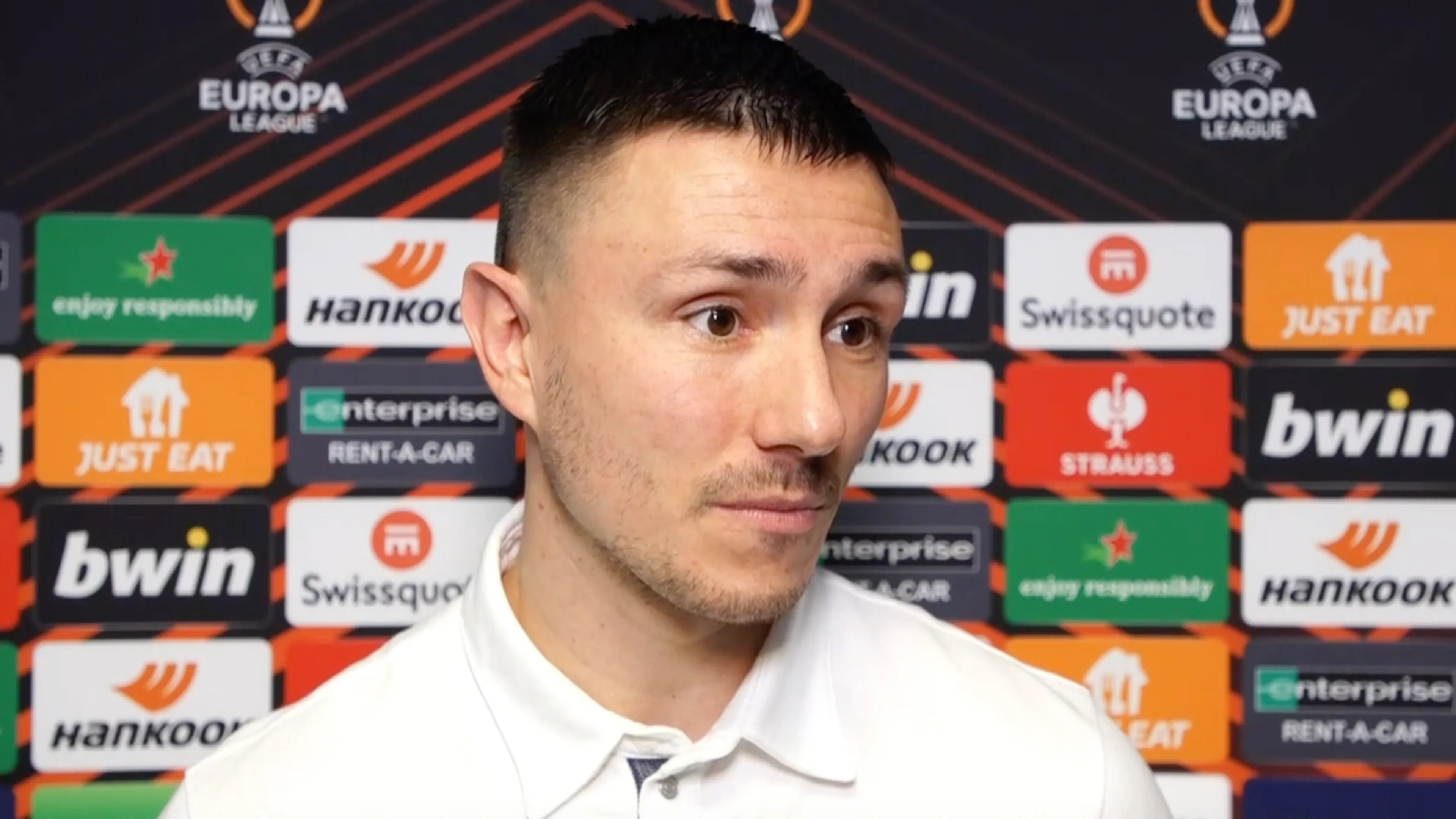 Berghuis over scheidsrechter: 'Het is een Italiaan, misschien was hij fan van Gattuso'