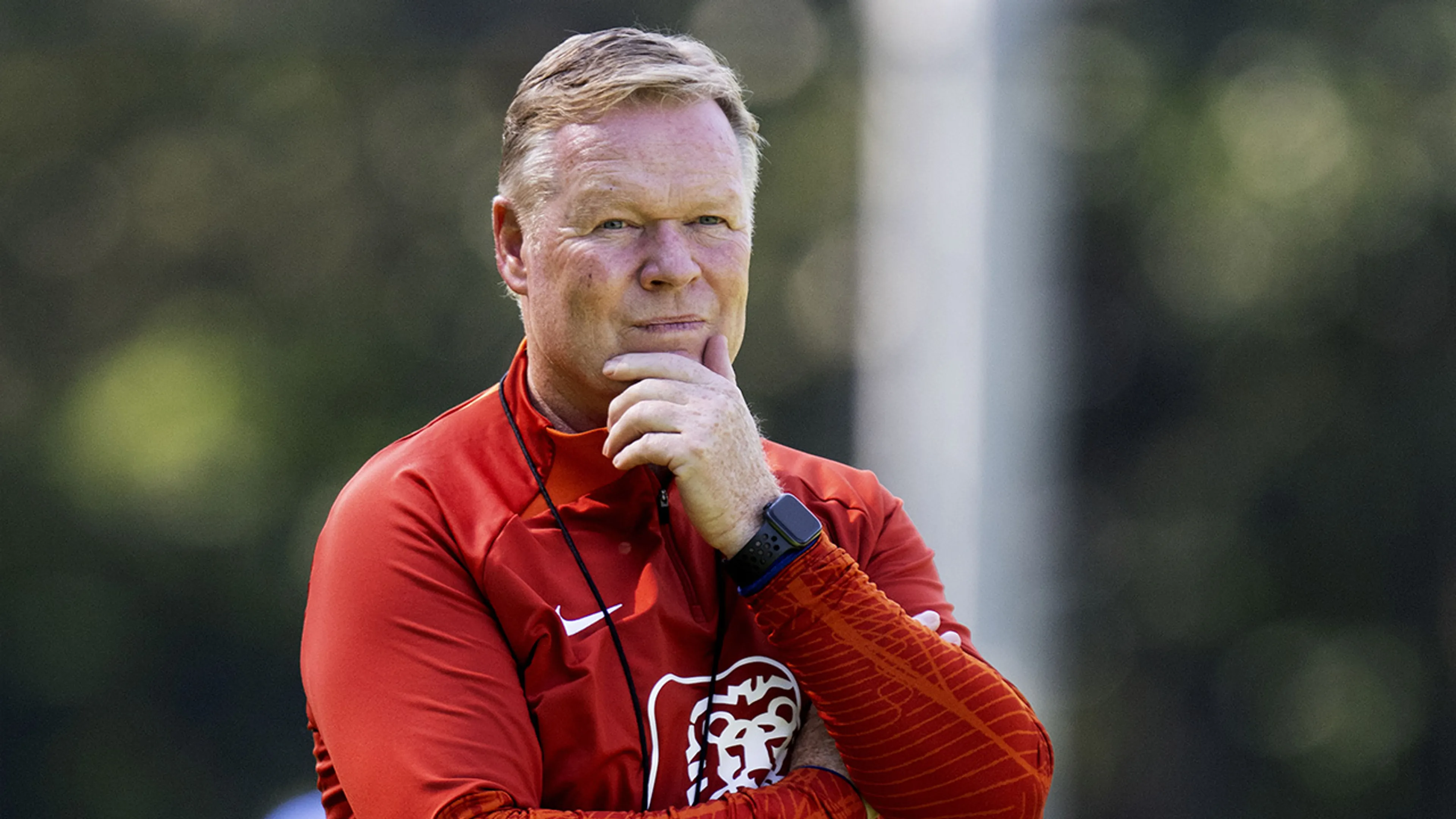 Koeman ziet ook Berghuis afhaken en roept speler uit Jong Oranje op