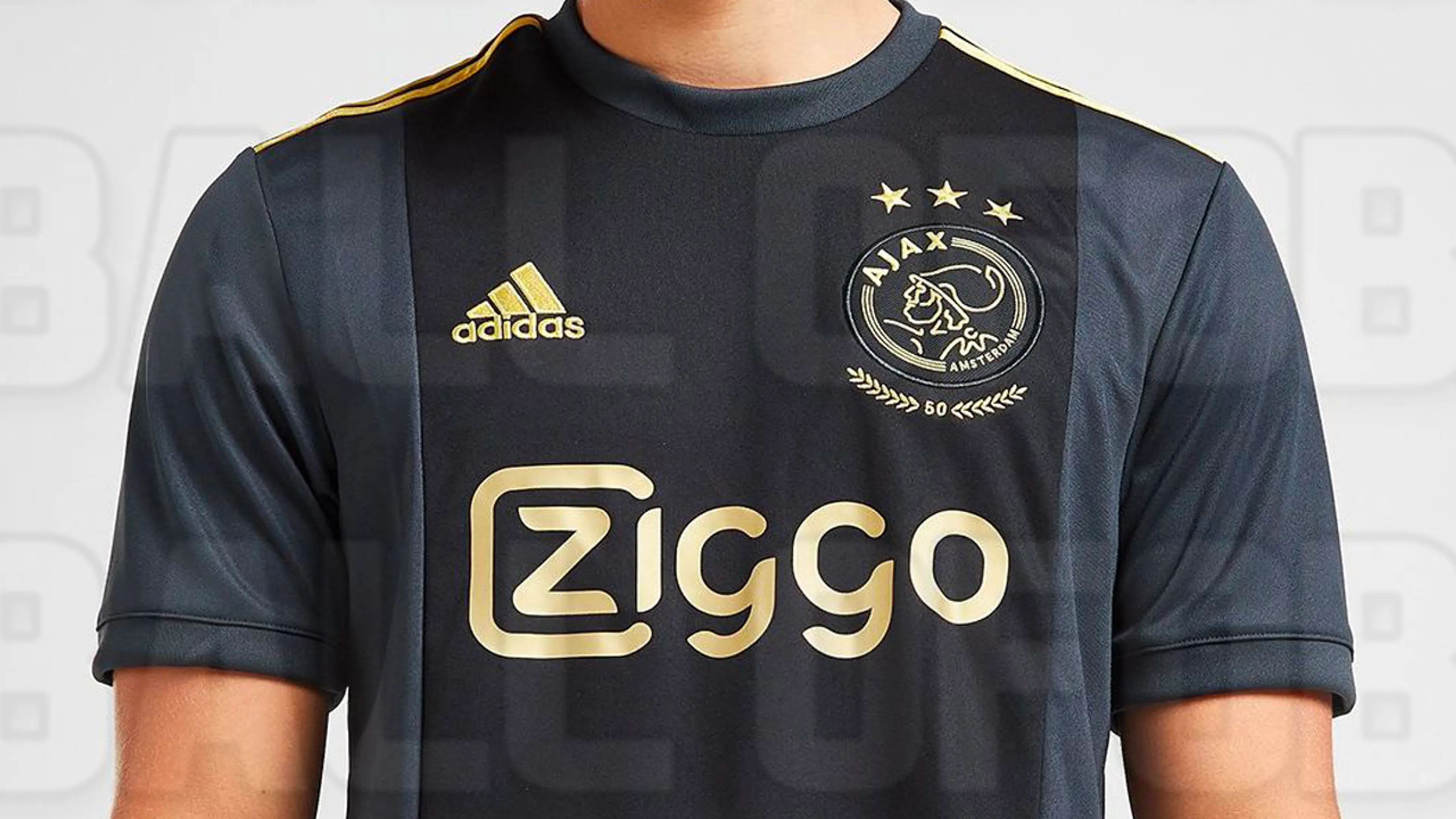 GELEKT: Het mogelijke 3e shirt van Ajax