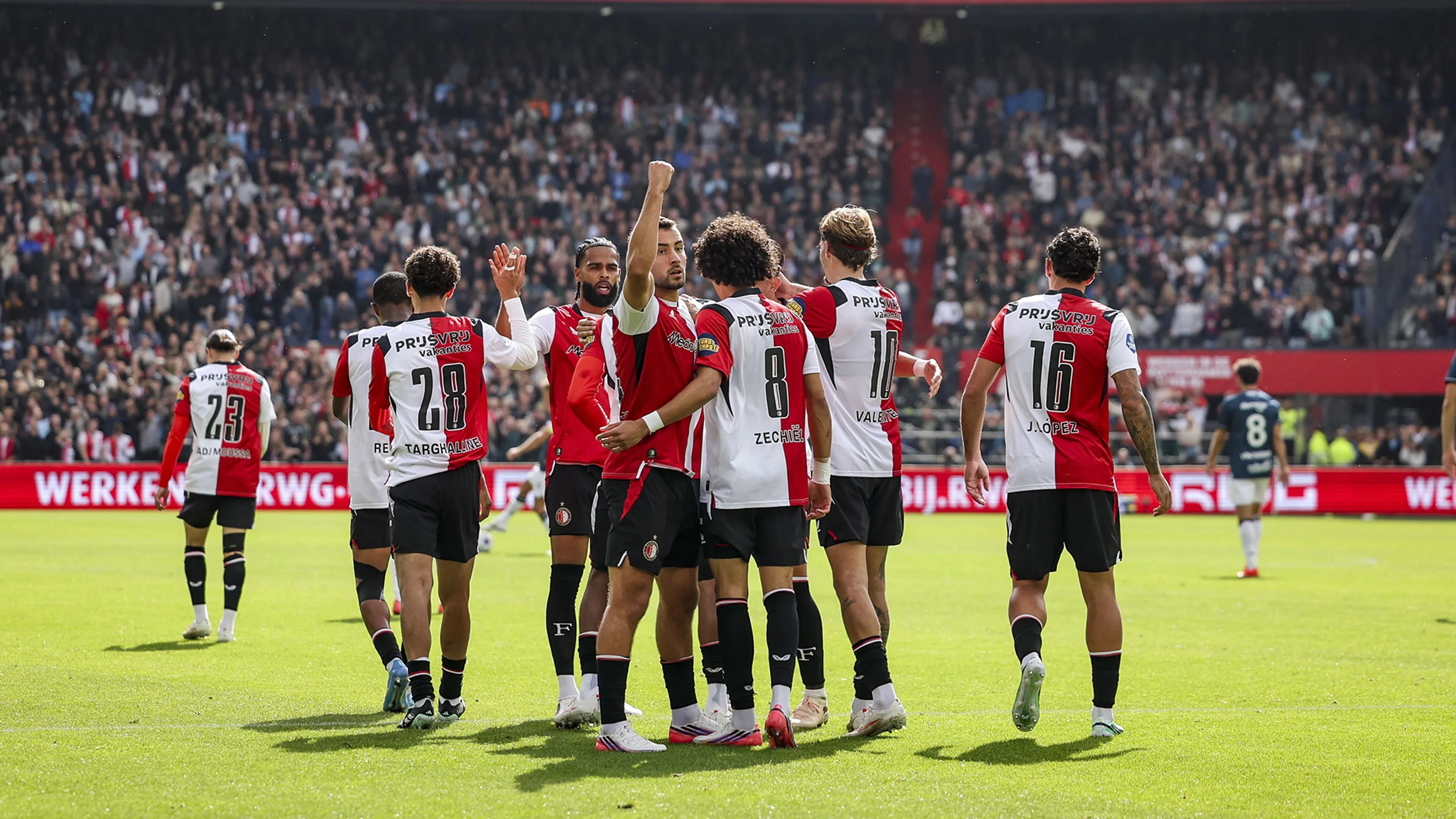 Feyenoord laat geen spaan heel van FC Utrecht