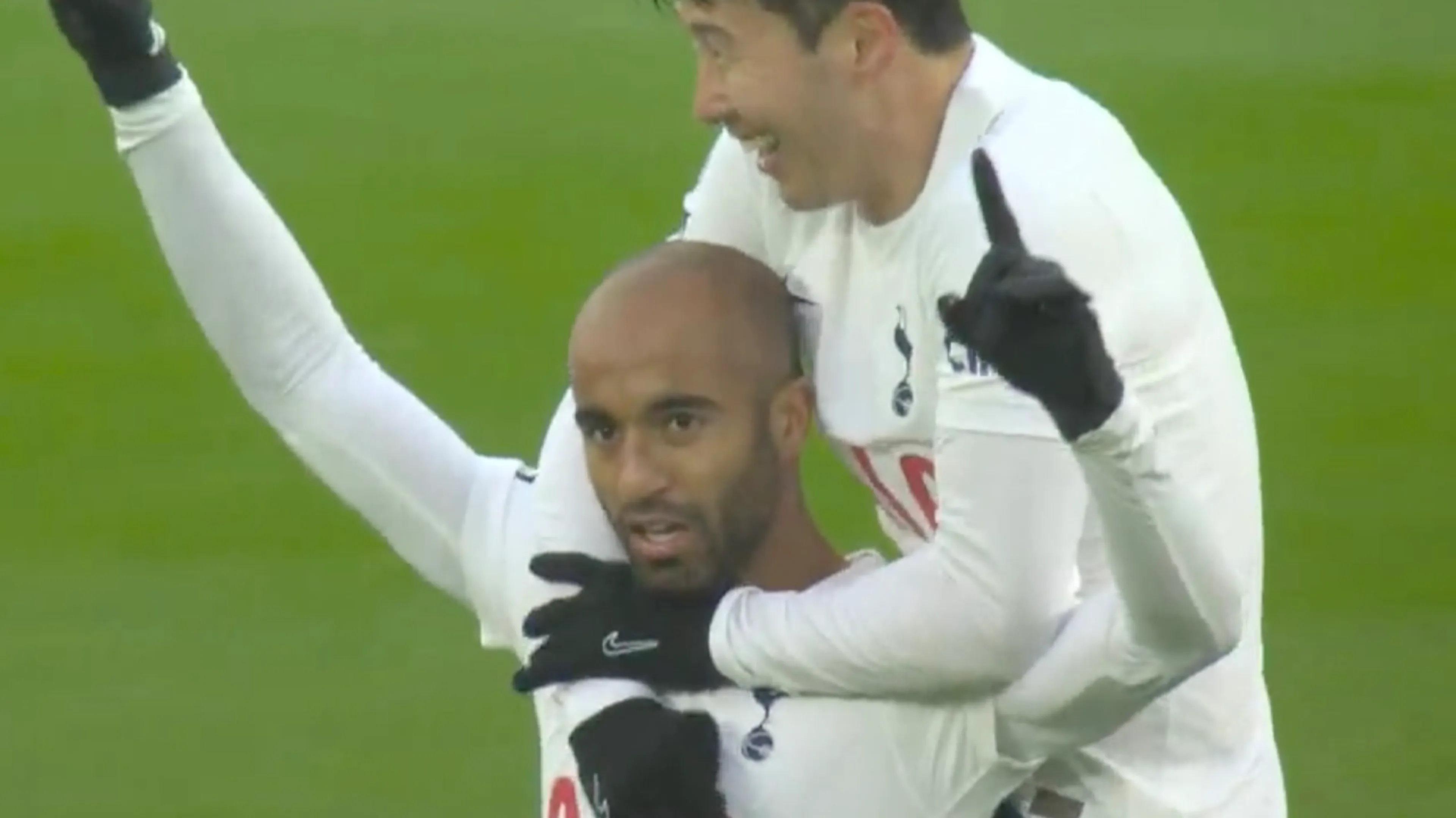 VIDEOGOAL: Lucas Moura verschalkt Tim Krul met weergaloze knal