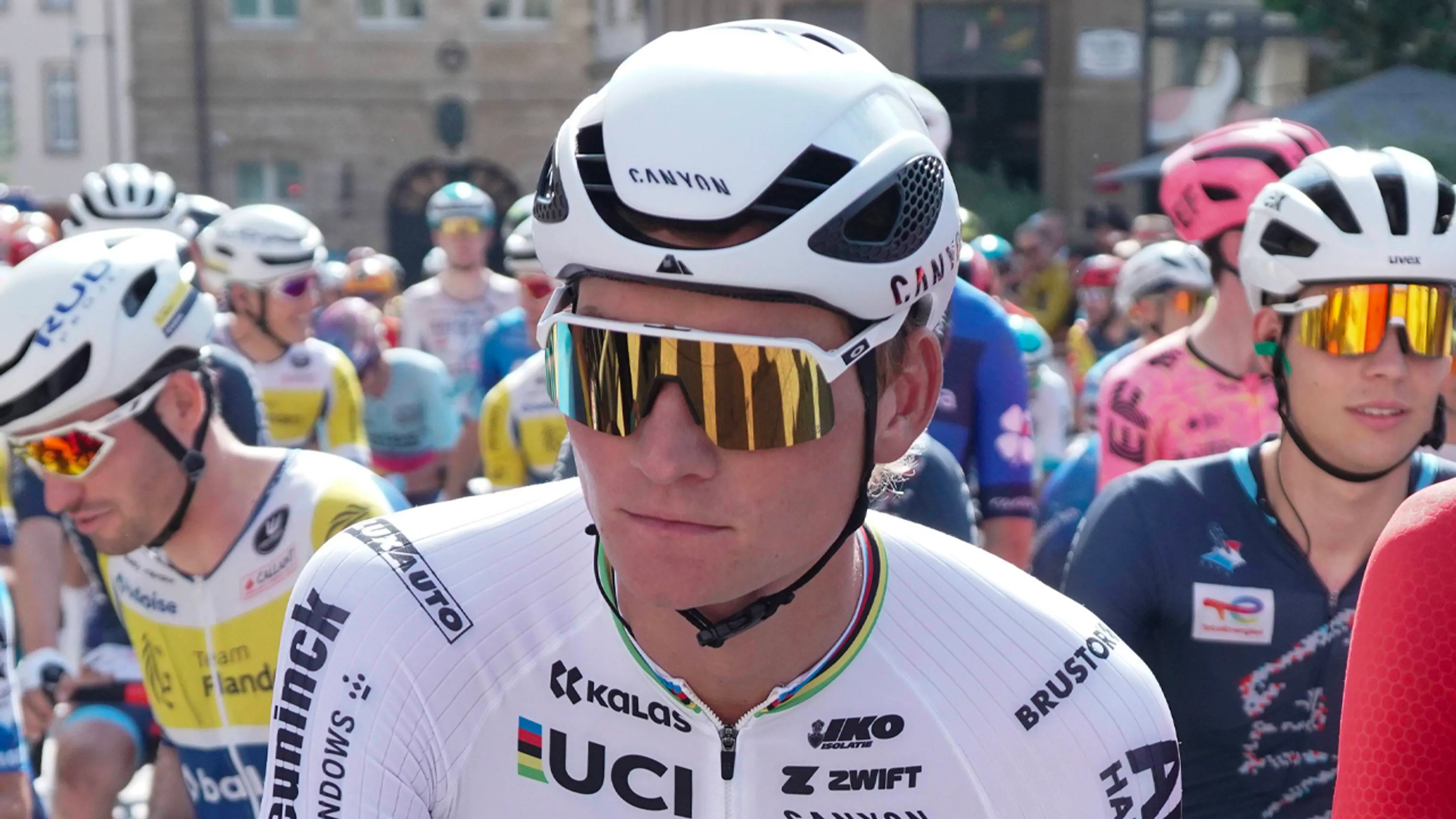 Mathieu van der Poel wint eerste rit in Ronde van Luxemburg