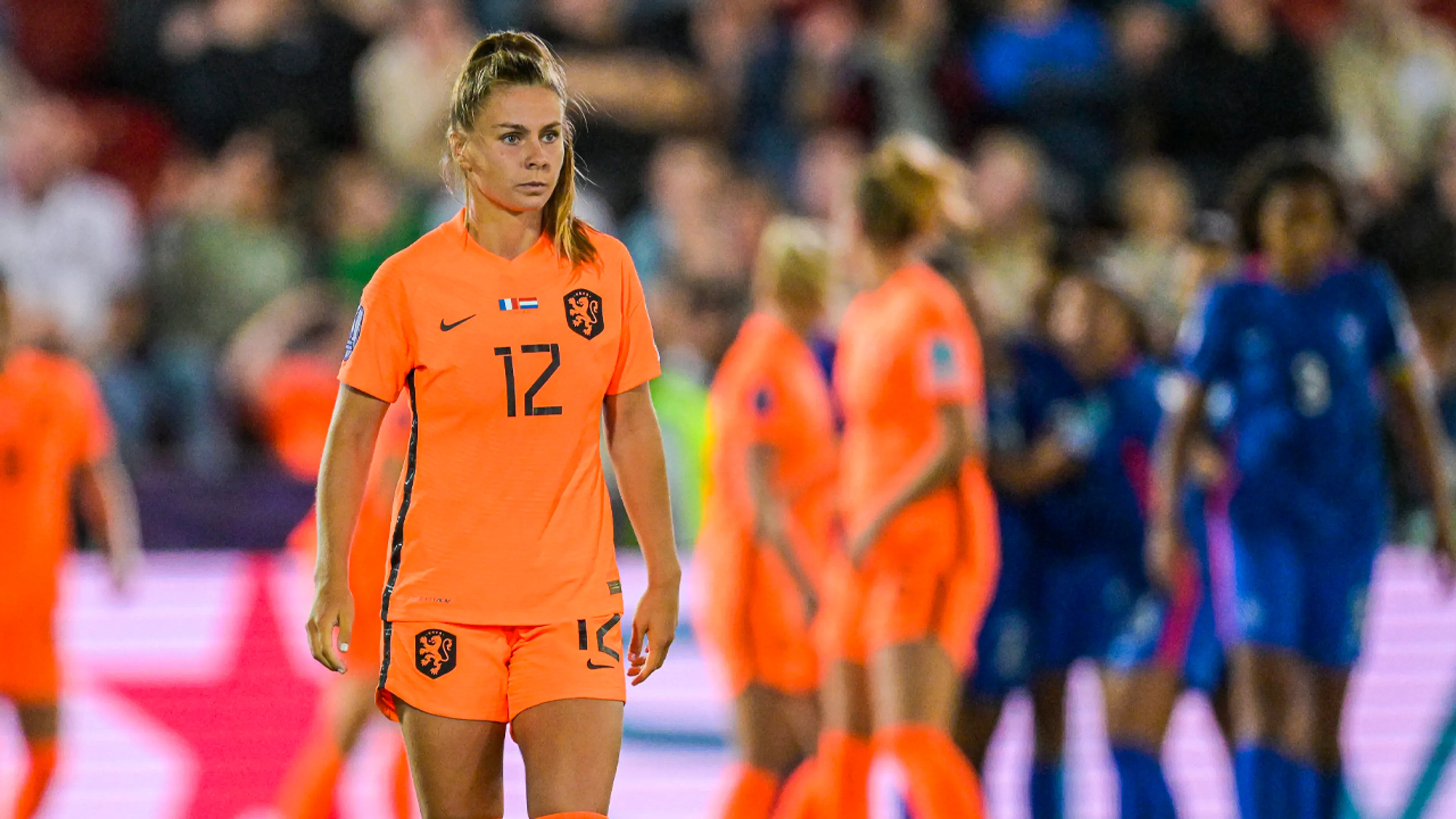 EK-droom Oranje Leeuwinnen ten einde: Frankrijk is met 1-0 te sterk