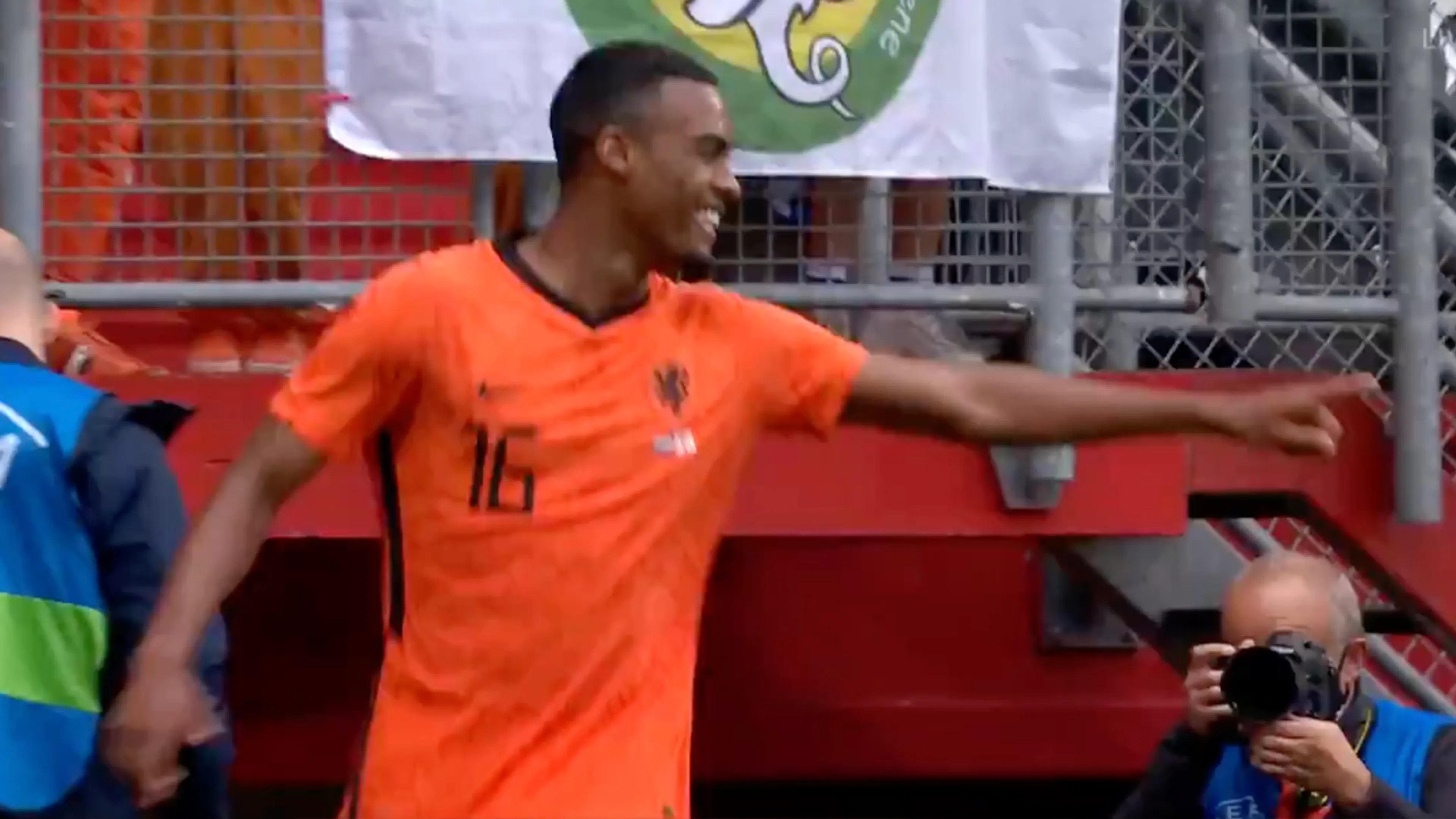 VIDEOGOAL: Ook Gravenberch maakt eerste treffer voor Nederlands elftal