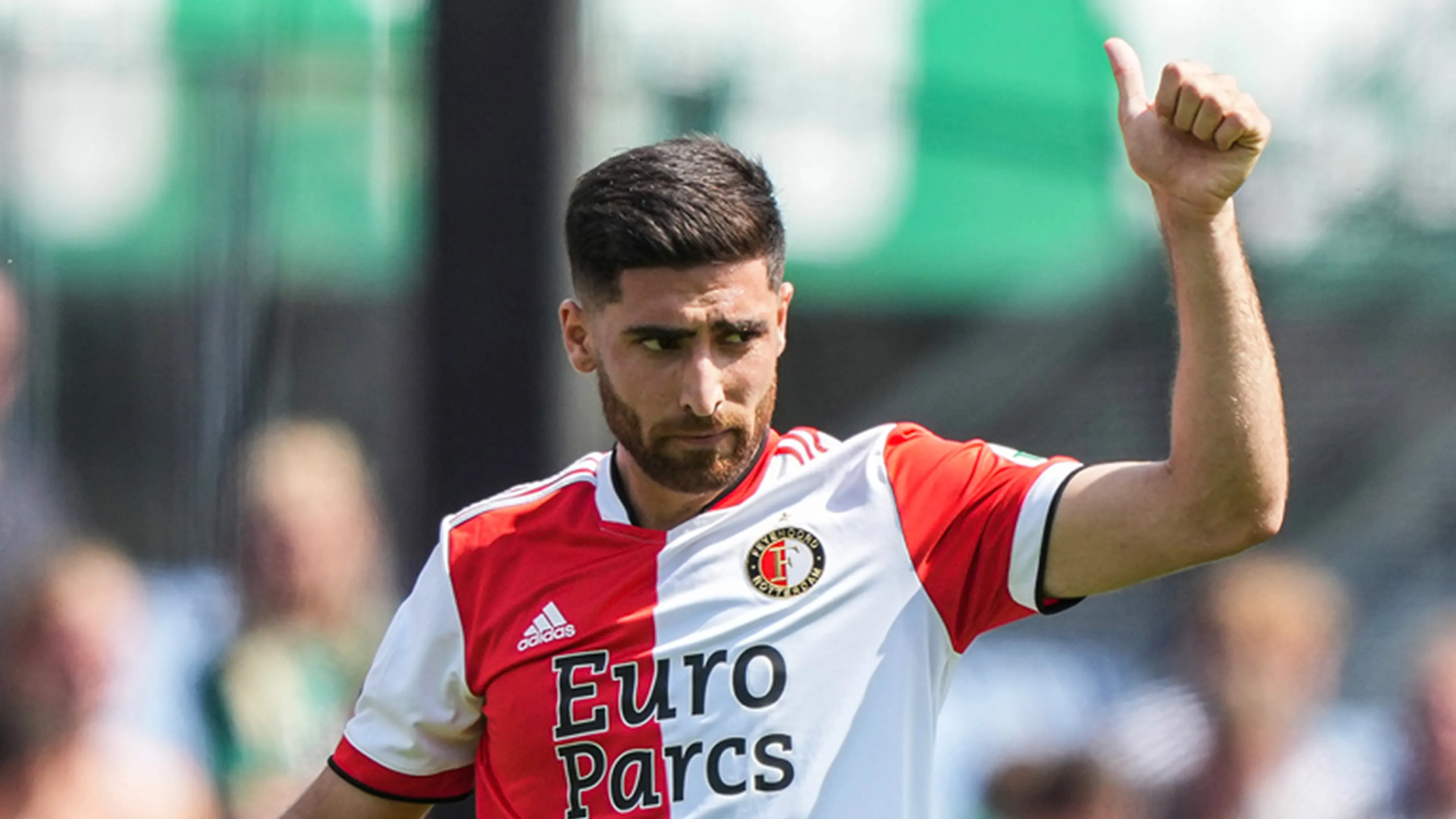 Jahanbakhsh maakt tegen FC Drita officieel debuut voor Feyenoord