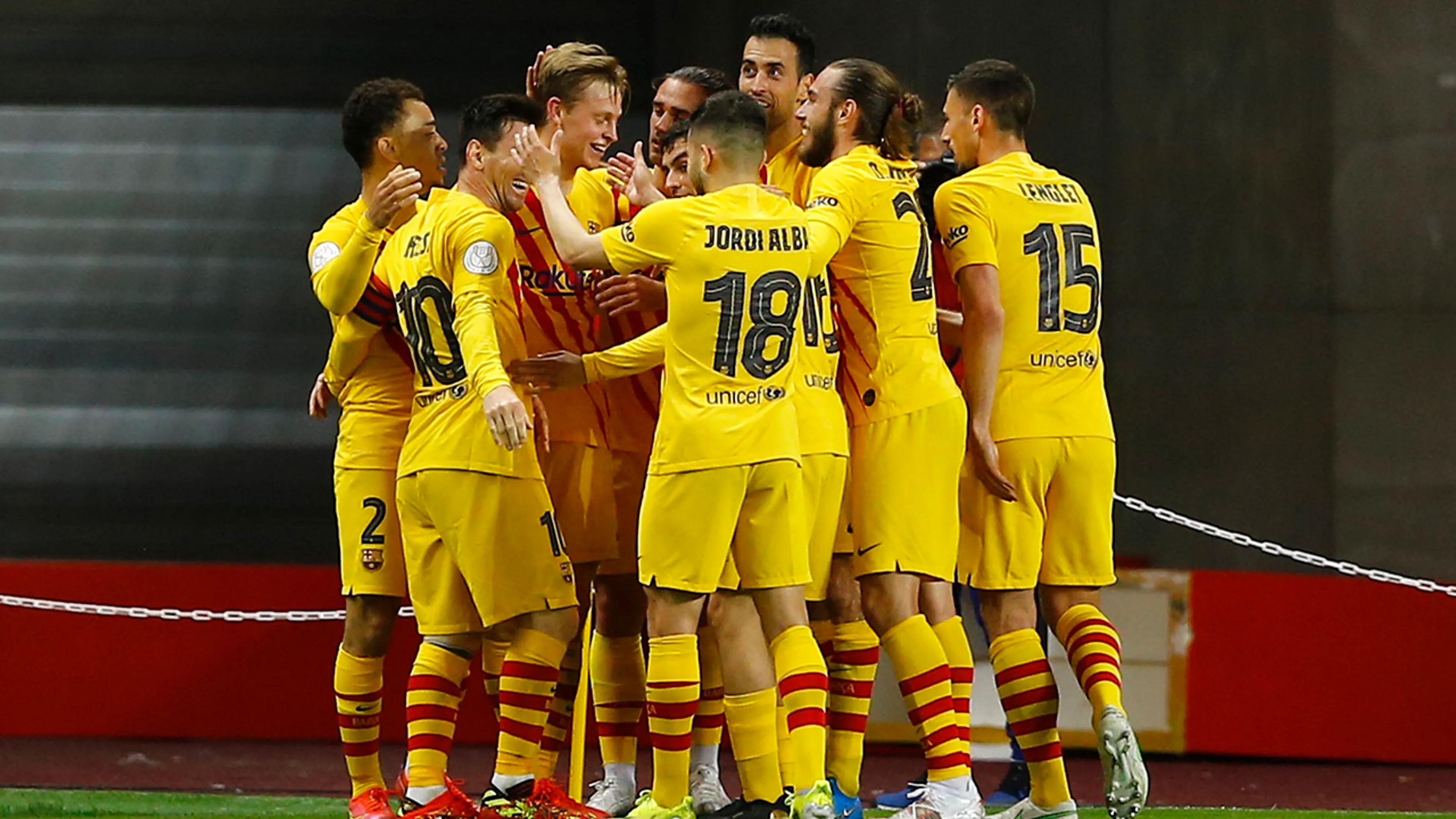 Ronald Koeman pakt eerste prijs met Barcelona na ijzersterk optreden Frenkie de Jong