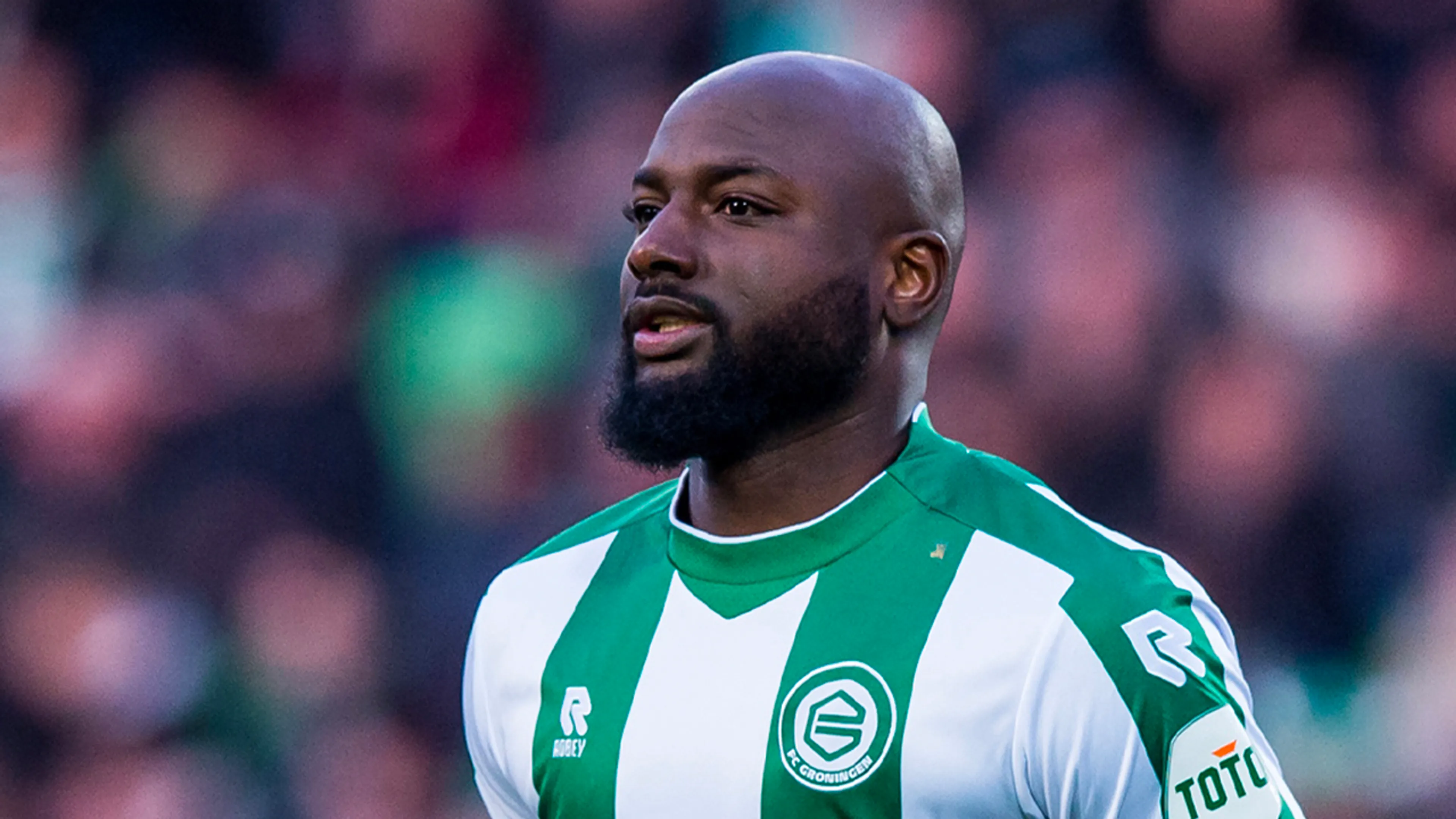 Jetro Willems rondt transfer af en blijft actief in Eredivisie