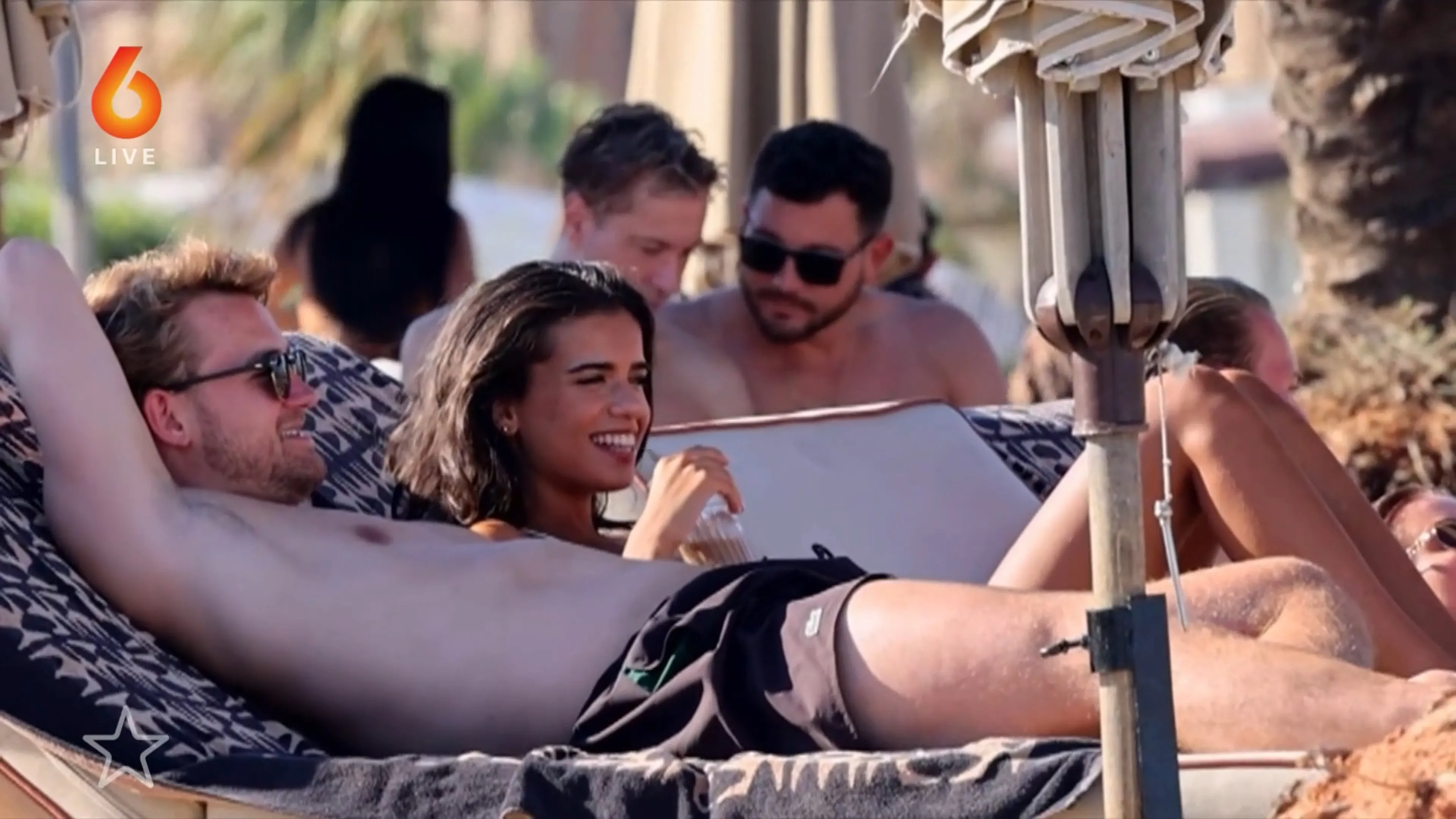 Camera spot Matthijs de Ligt tijdens intiem moment met vriendin Amber Yuusef