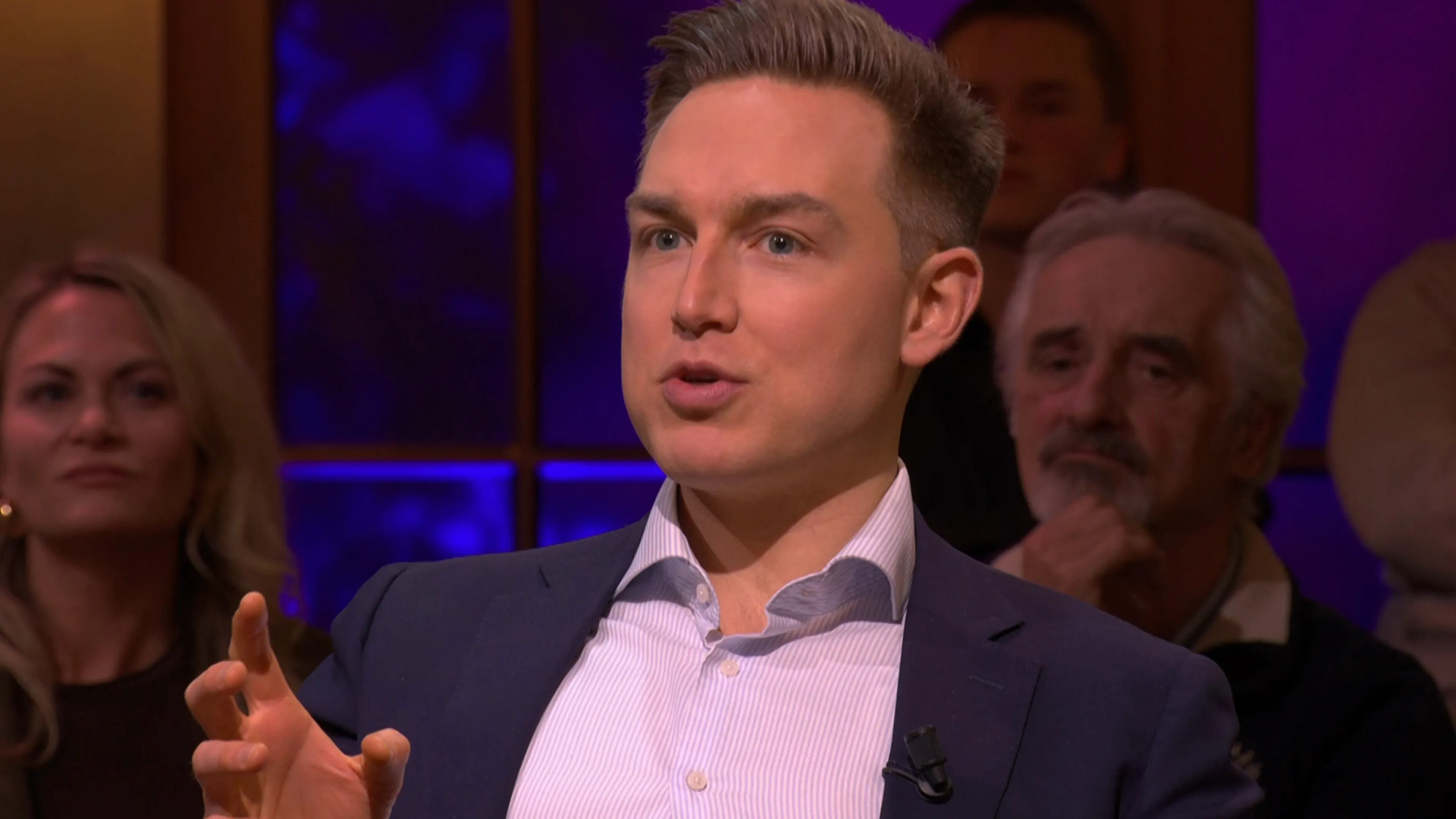 Jona van Loenen legt supermarkttrucjes uit: ‘Daardoor betaal je te veel voor je boodschappen!’