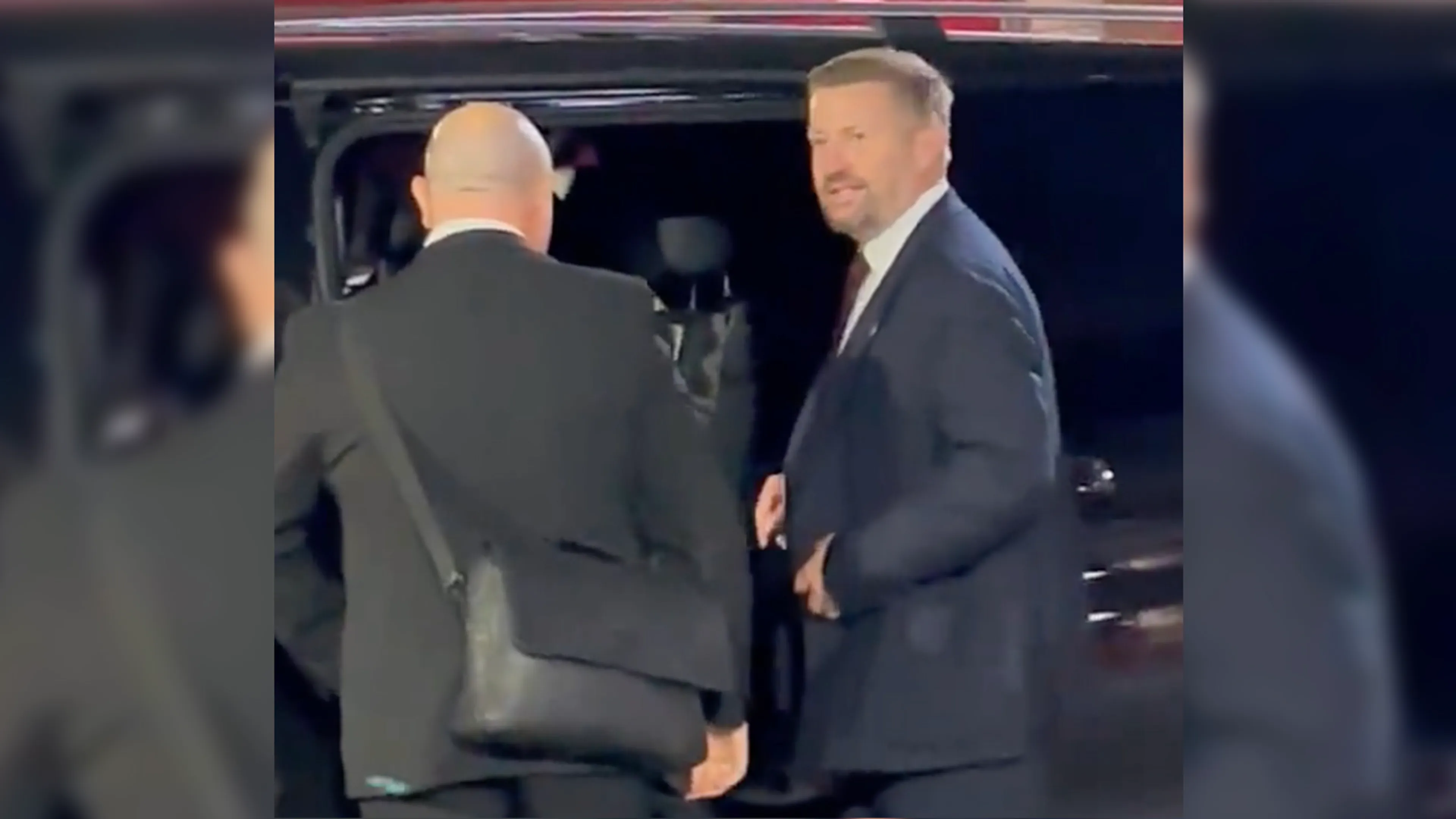 Video: Manchester United-CEO Richard Arnold lijkt komst Antony te verklappen