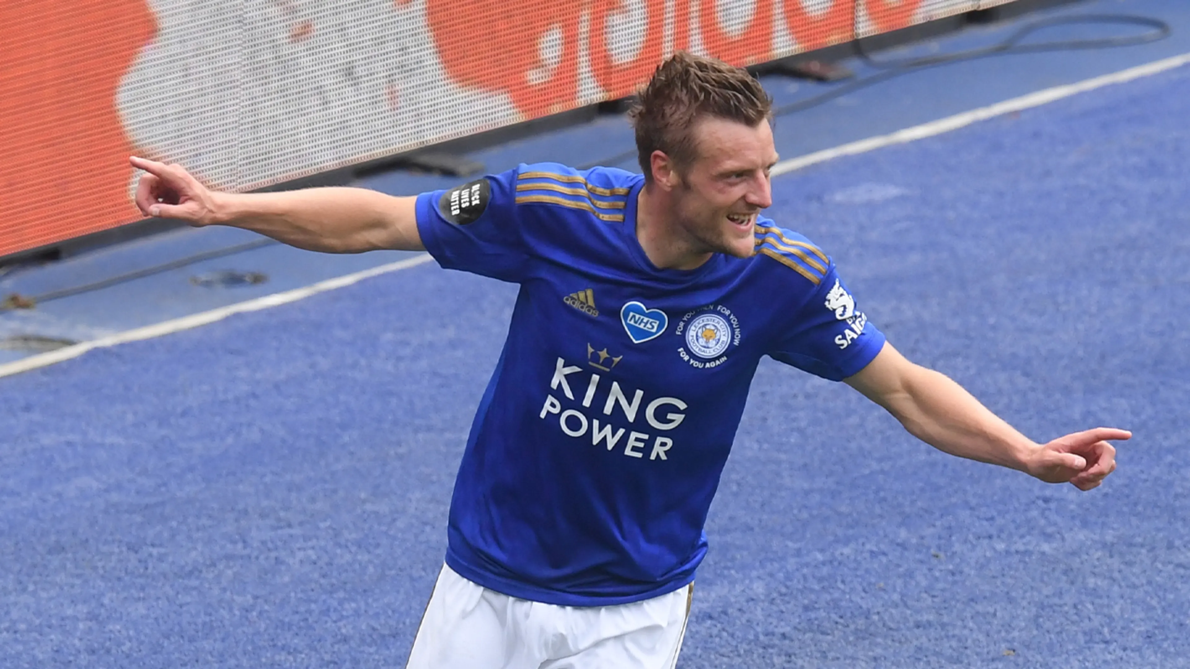 Vardy bezorgt Leicester City zege bij Arsenal