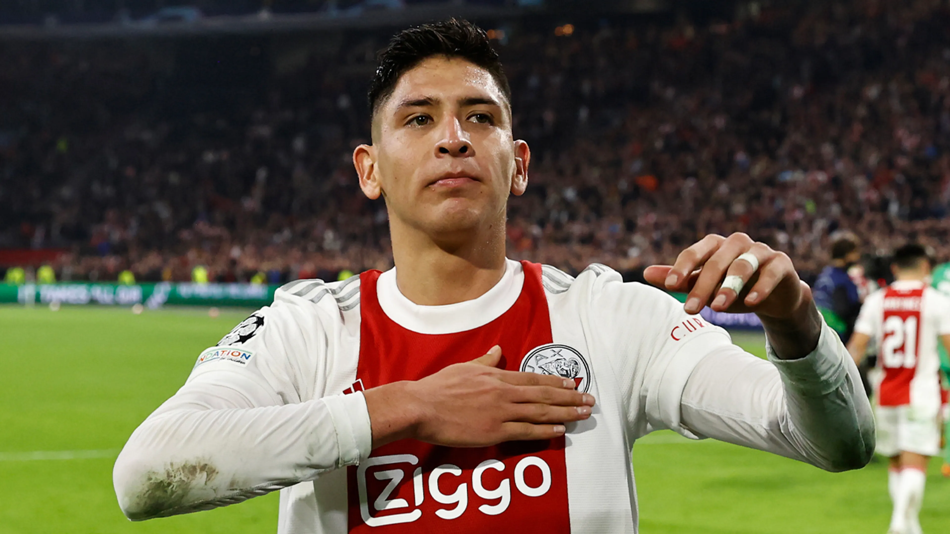 Edson Álvarez verlengt contract bij Ajax tot medio 2025