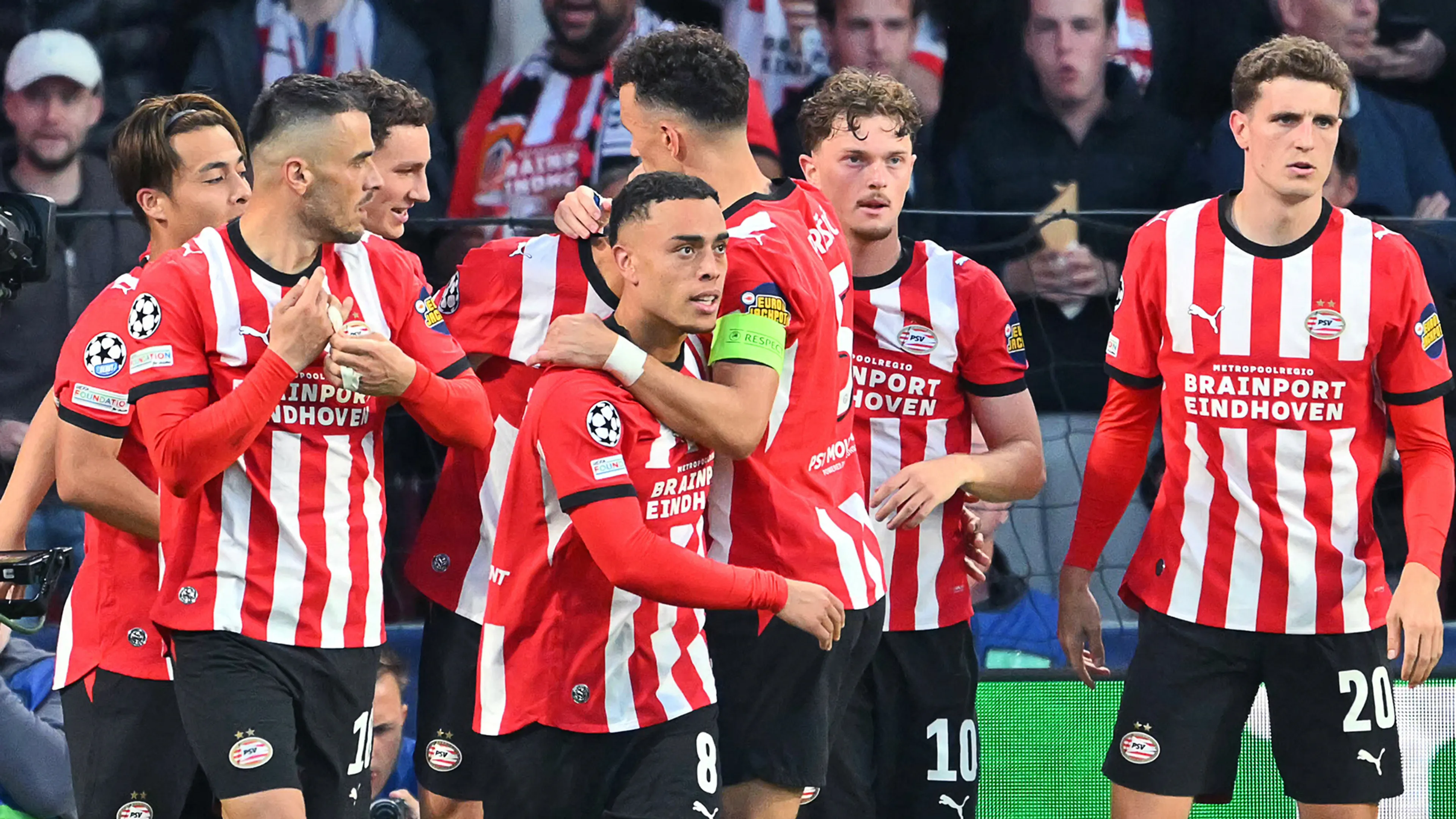 PSV weet niet te winnen in openingswedstrijd Champions League