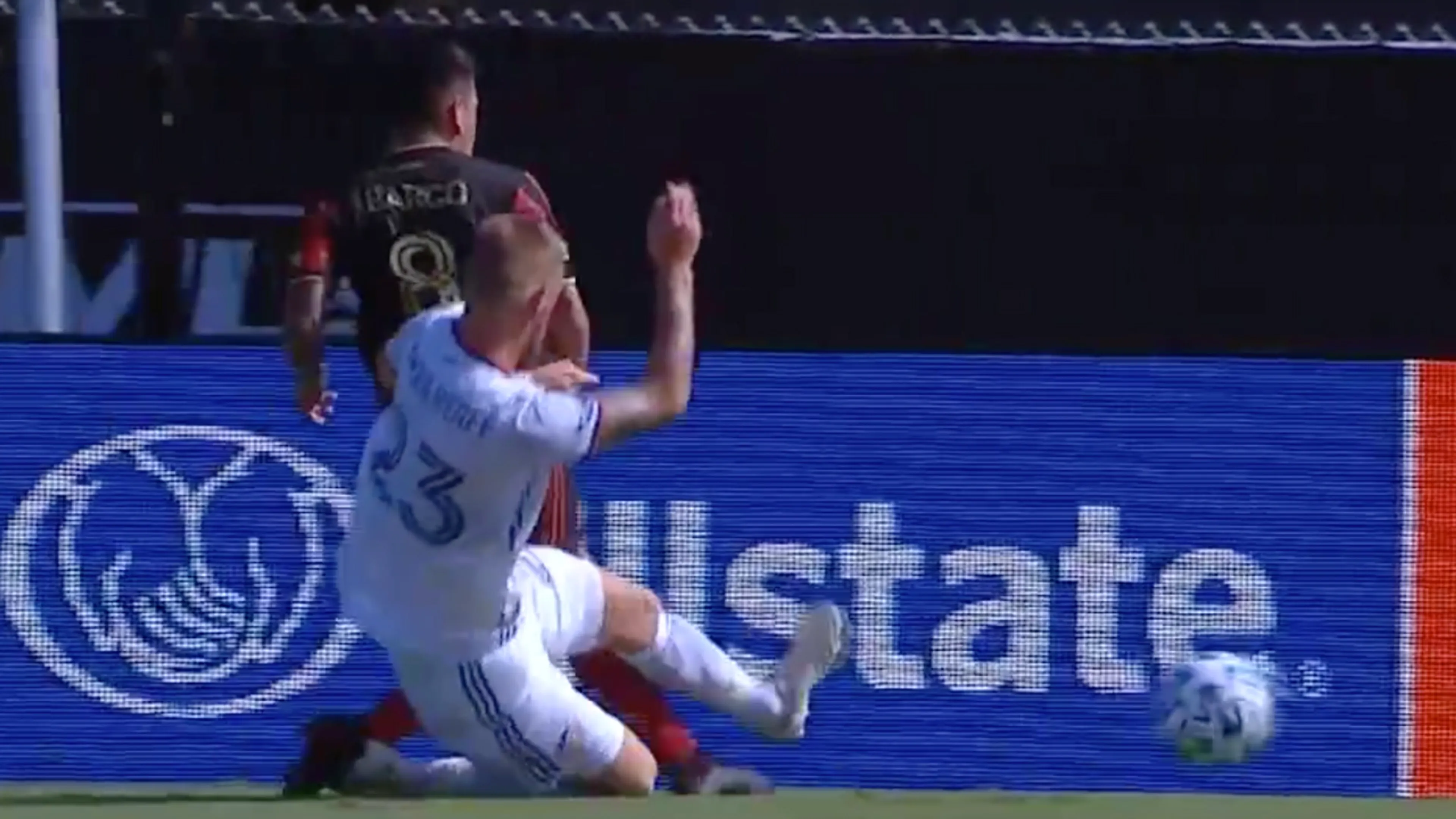 VAR helpt Cincinnati van Stam na harde zaag van Van der Werff
