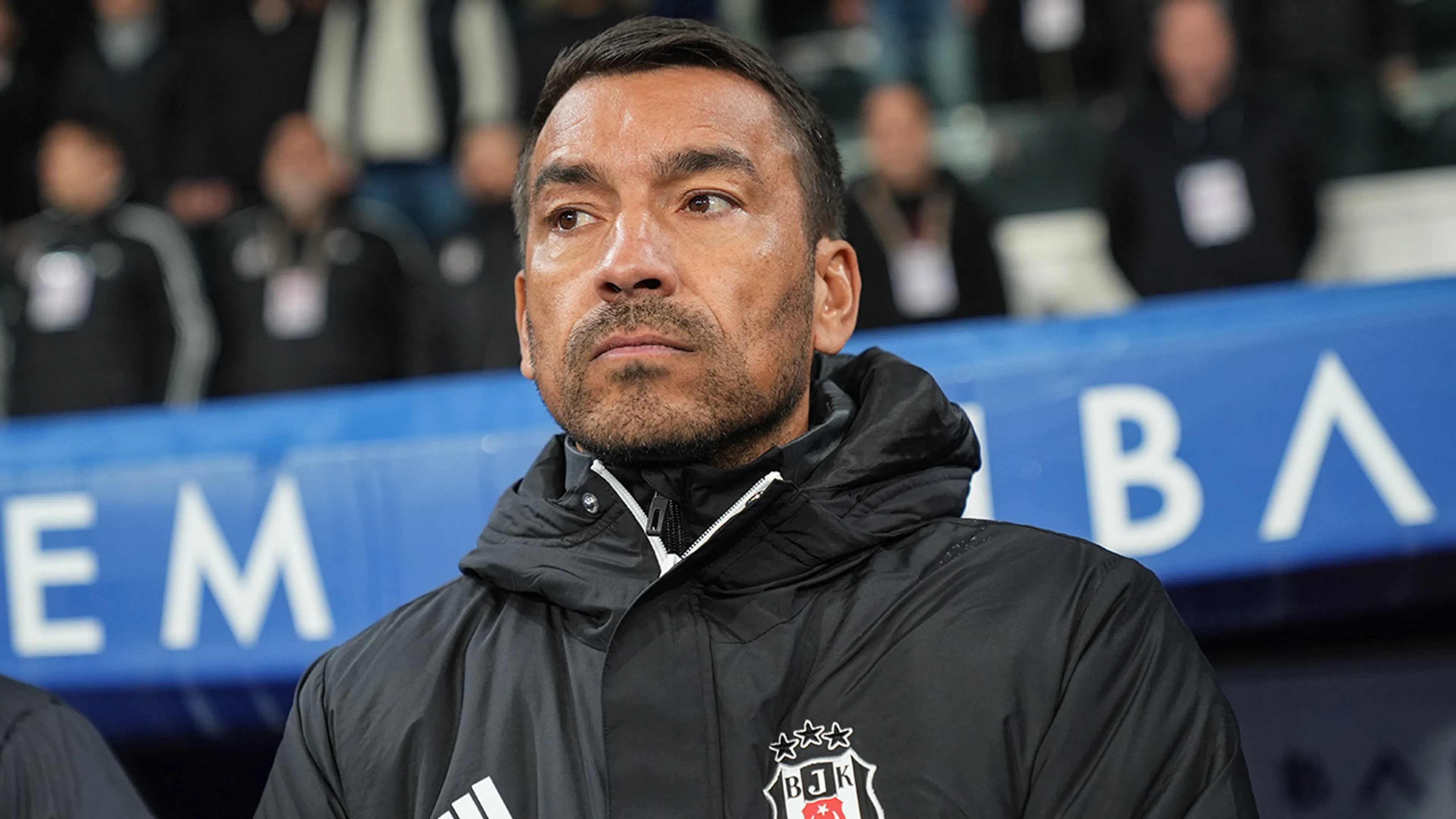 Giovanni van Bronckhorst ontslagen bij Besiktas