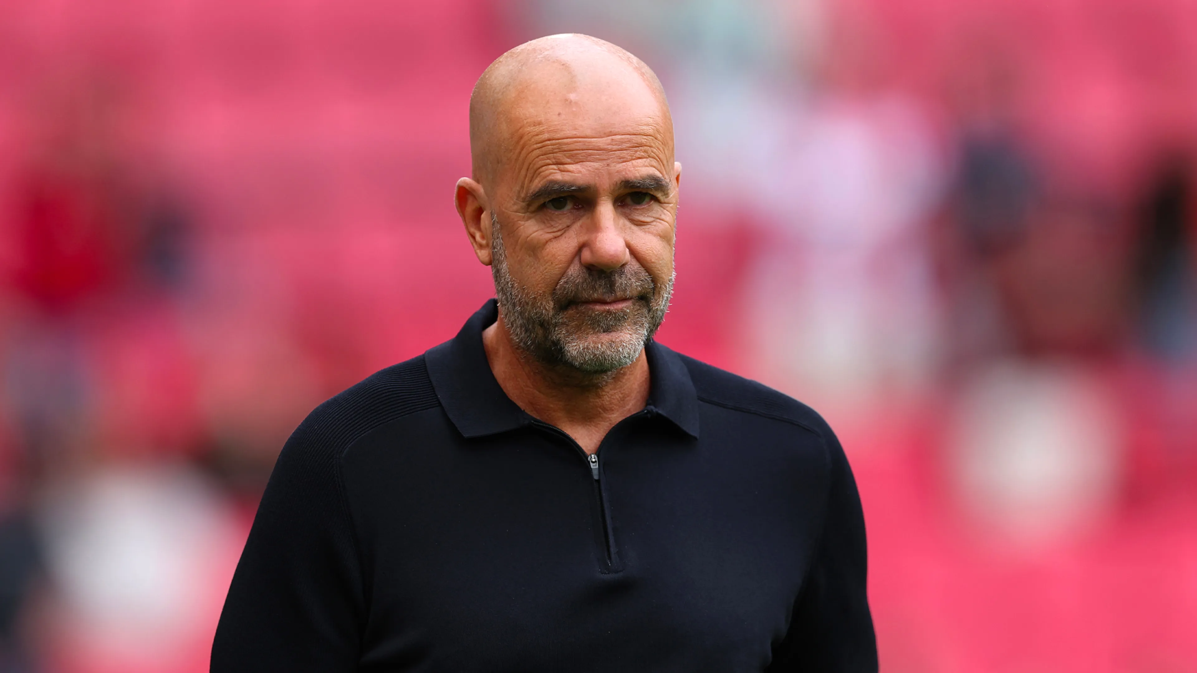 ‘Peter Bosz wilde op zijn knieën naar de KNVB’