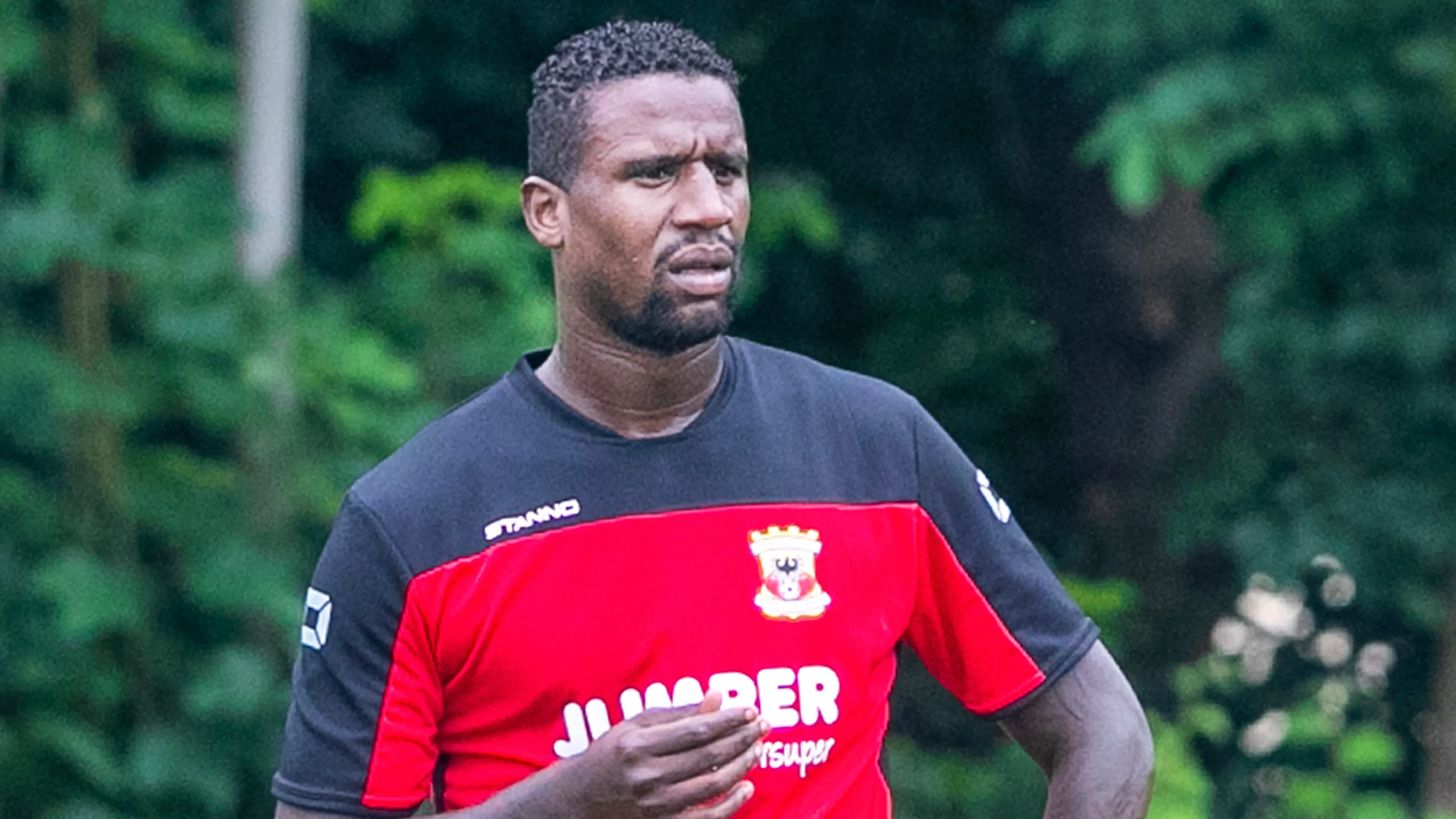 Douglas op de weg terug bij Go Ahead Eagles: 'Over paar weken ben ik fit'