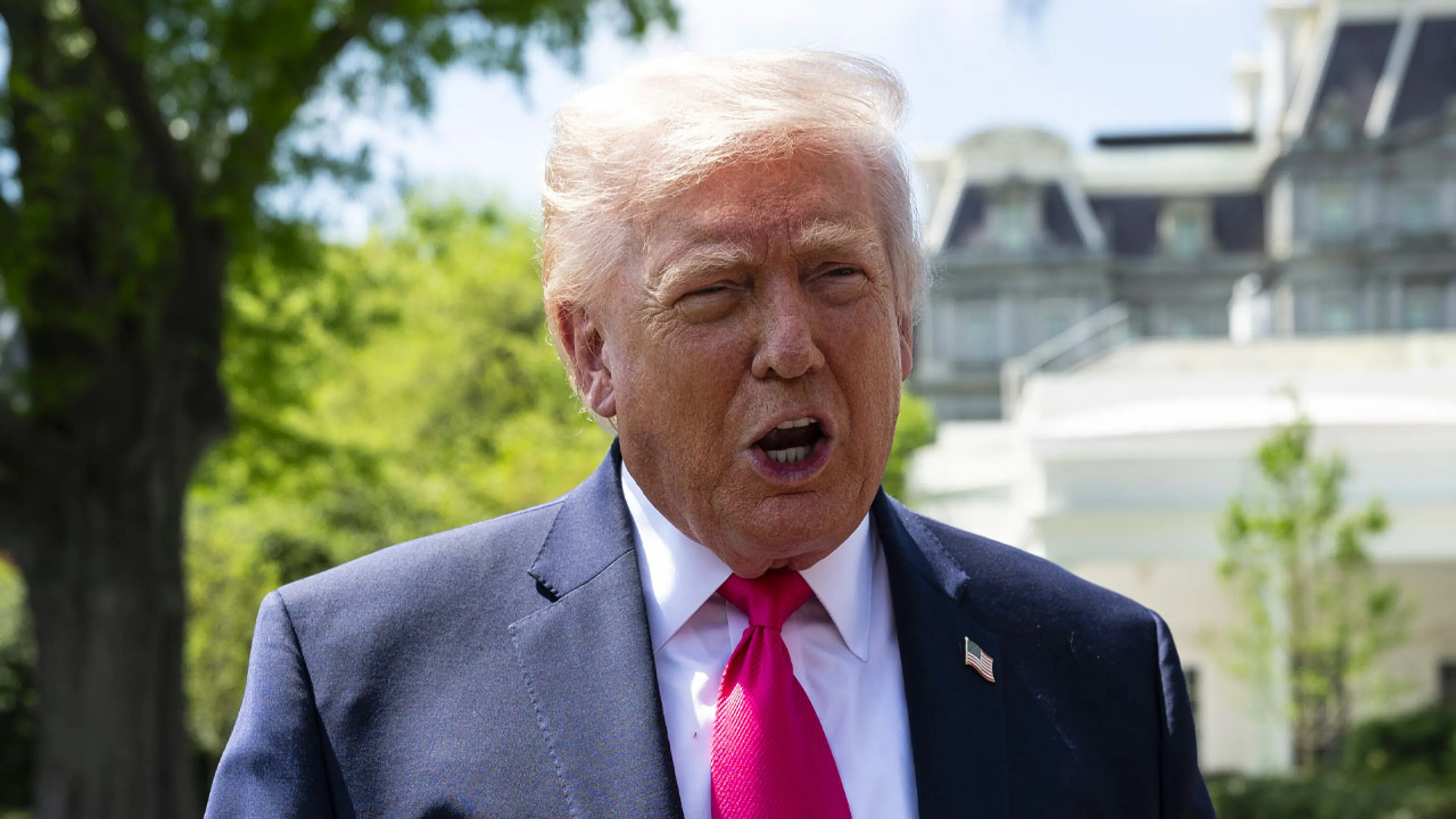Donald Trump dreigt Iran hard aan te pakken: 'No more Mr. Nice Guy'