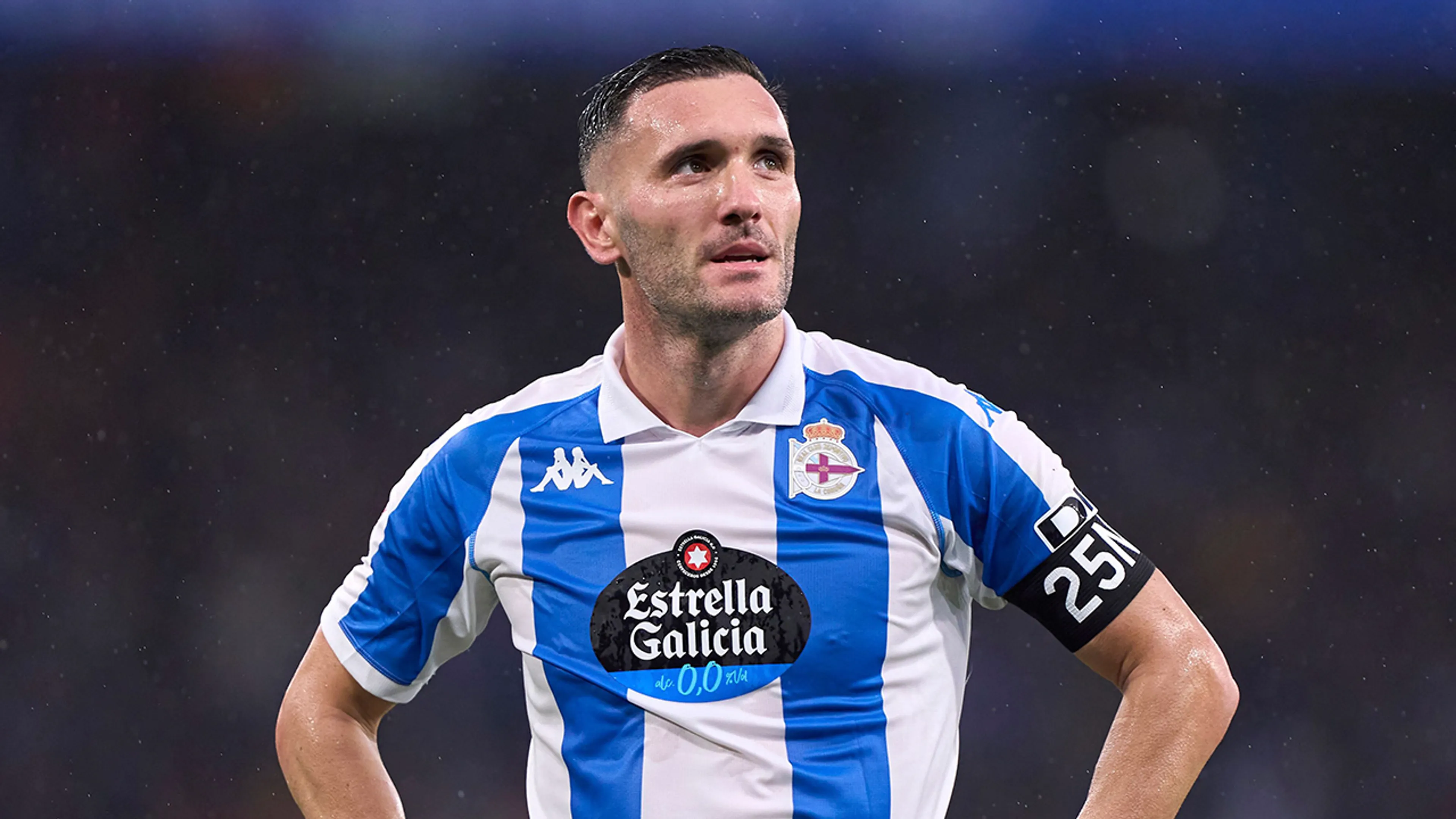 Officeel: PSV versterkt zich met transfervrije spits Lucas Pérez (36)